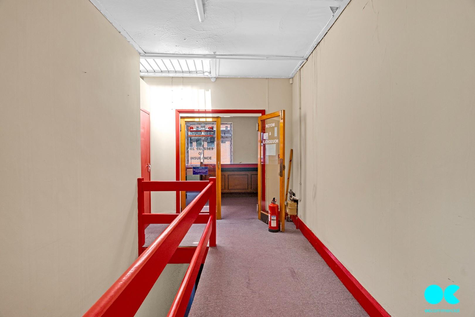 Commercial property to rent in High Street, Hornchurch, RM12