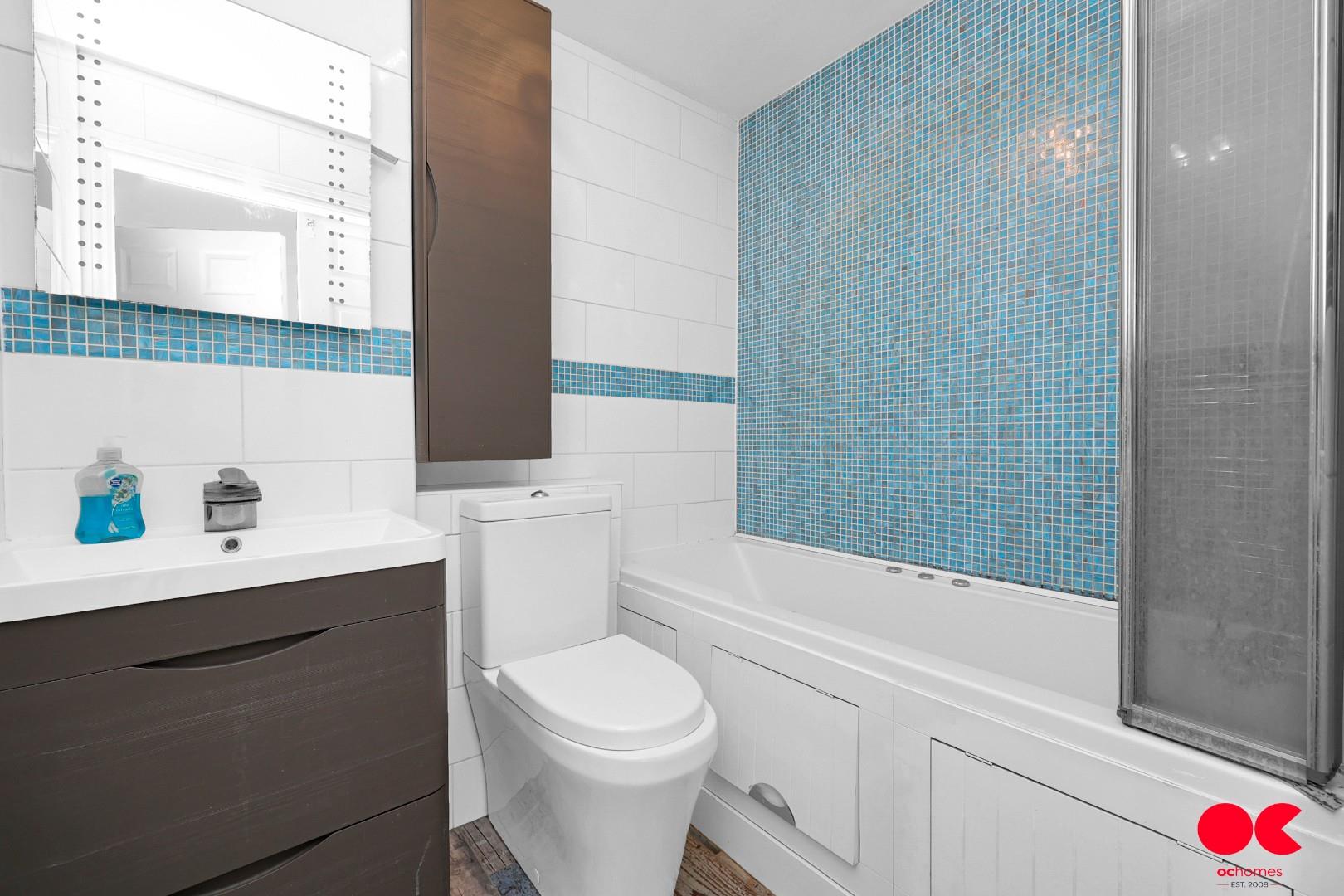 2 bed terraced house to rent in Mallards Road, Barking  - Property Image 4