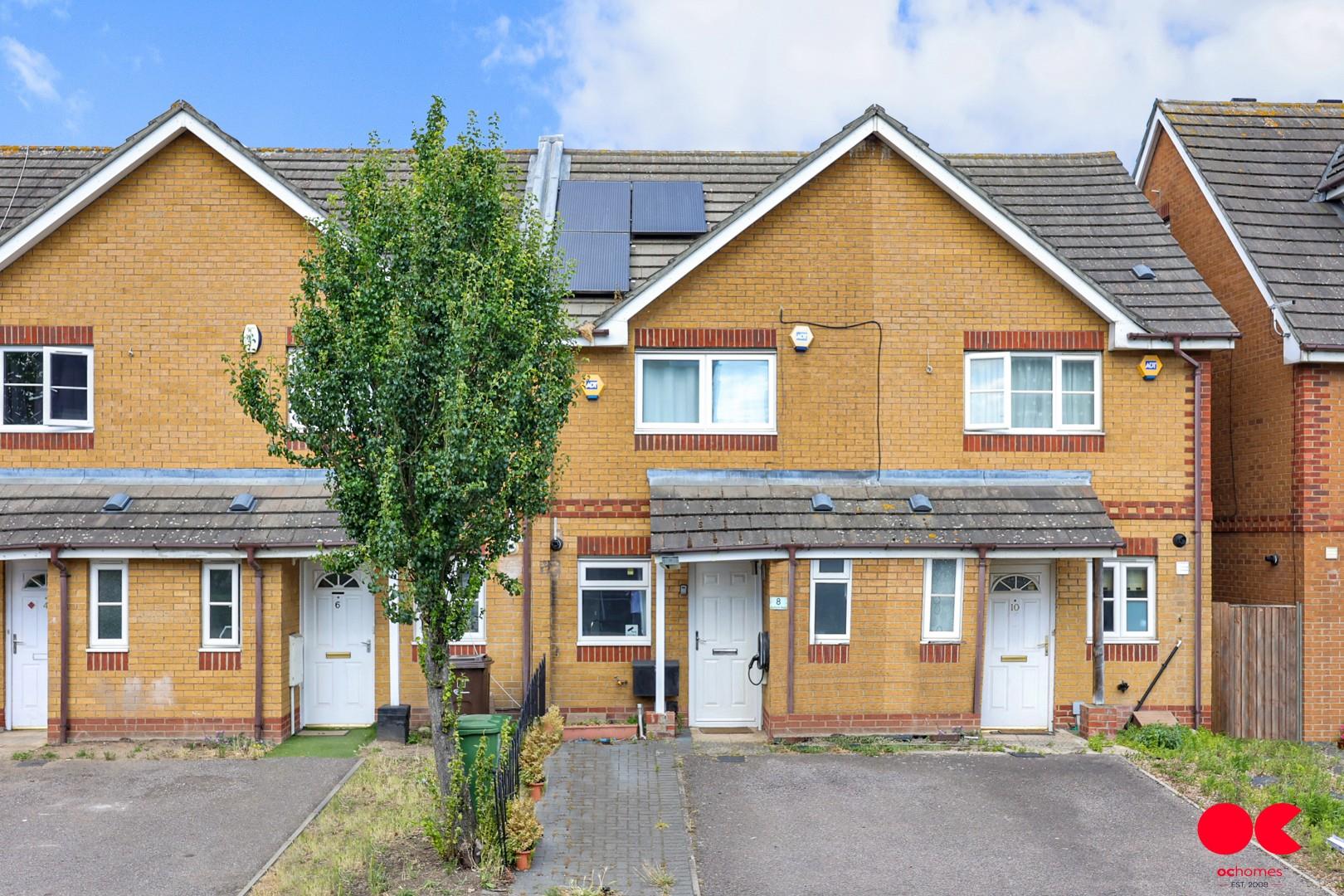 2 bed terraced house to rent in Mallards Road, Barking  - Property Image 6