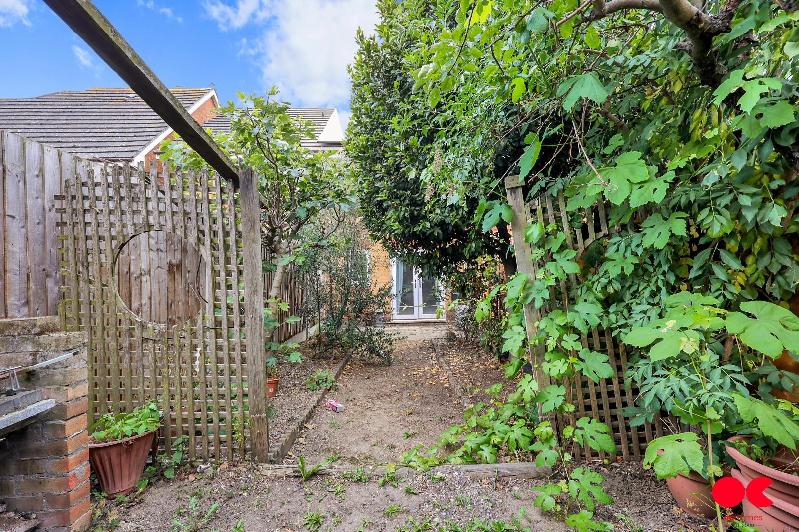 2 bed terraced house to rent in Mallards Road, Barking  - Property Image 22