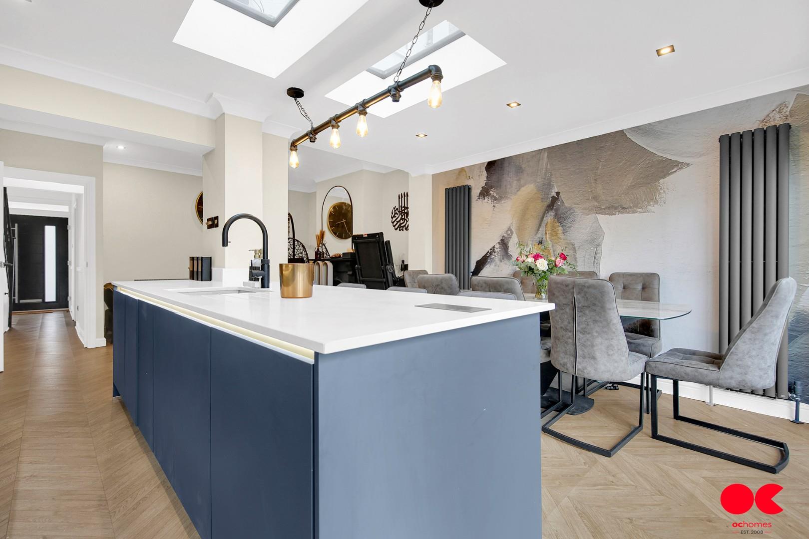 3 bed semi-detached house for sale in Hornchurch Road, Hornchurch  - Property Image 24