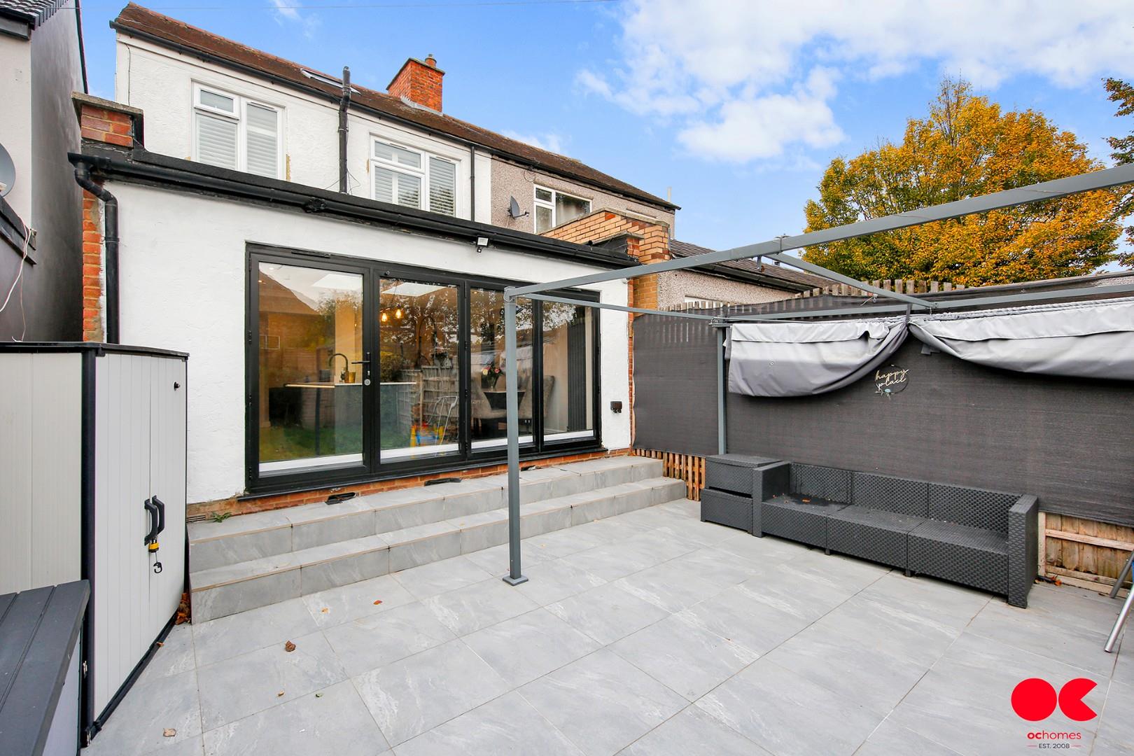 3 bed semi-detached house for sale in Hornchurch Road, Hornchurch  - Property Image 29