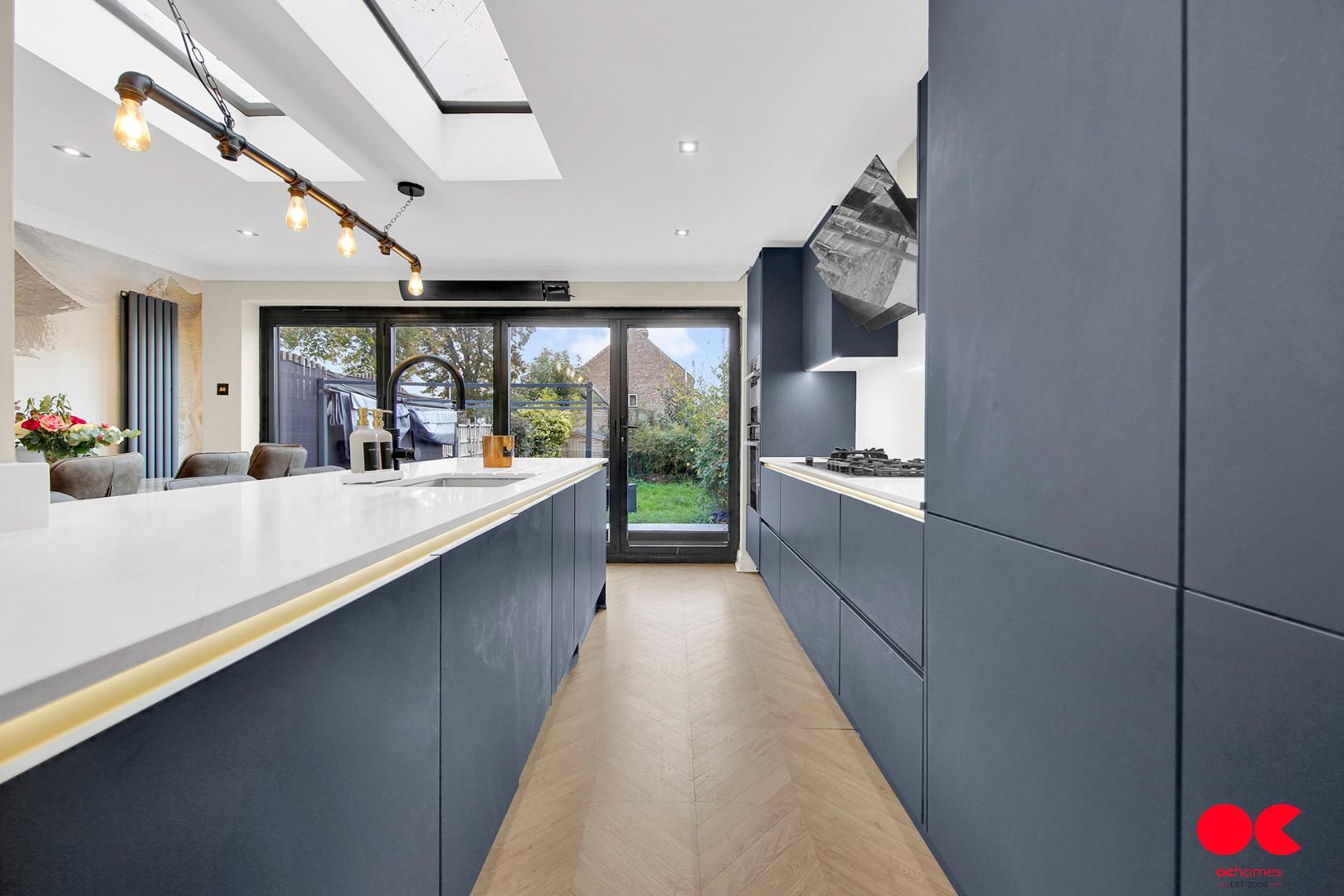 3 bed semi-detached house for sale in Hornchurch Road, Hornchurch  - Property Image 23