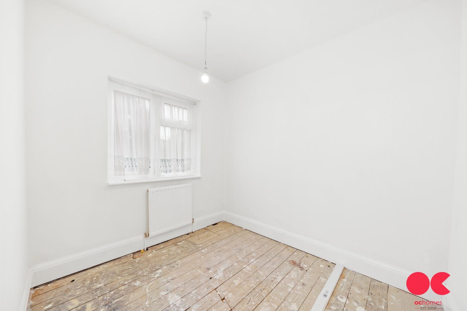 4 bed end of terrace house for sale in Linley Crescent, Romford  - Property Image 20