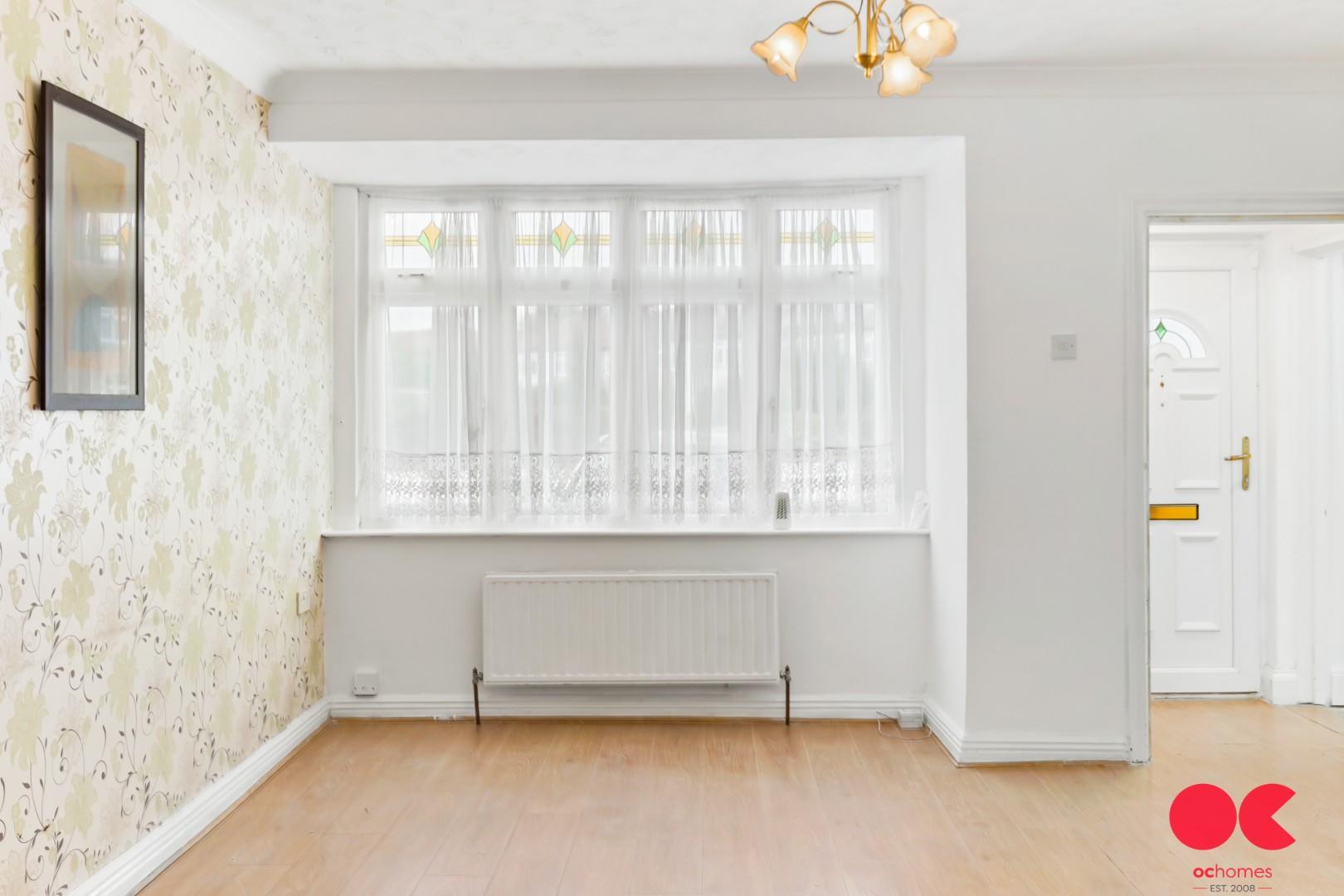 4 bed end of terrace house for sale in Linley Crescent, Romford  - Property Image 12