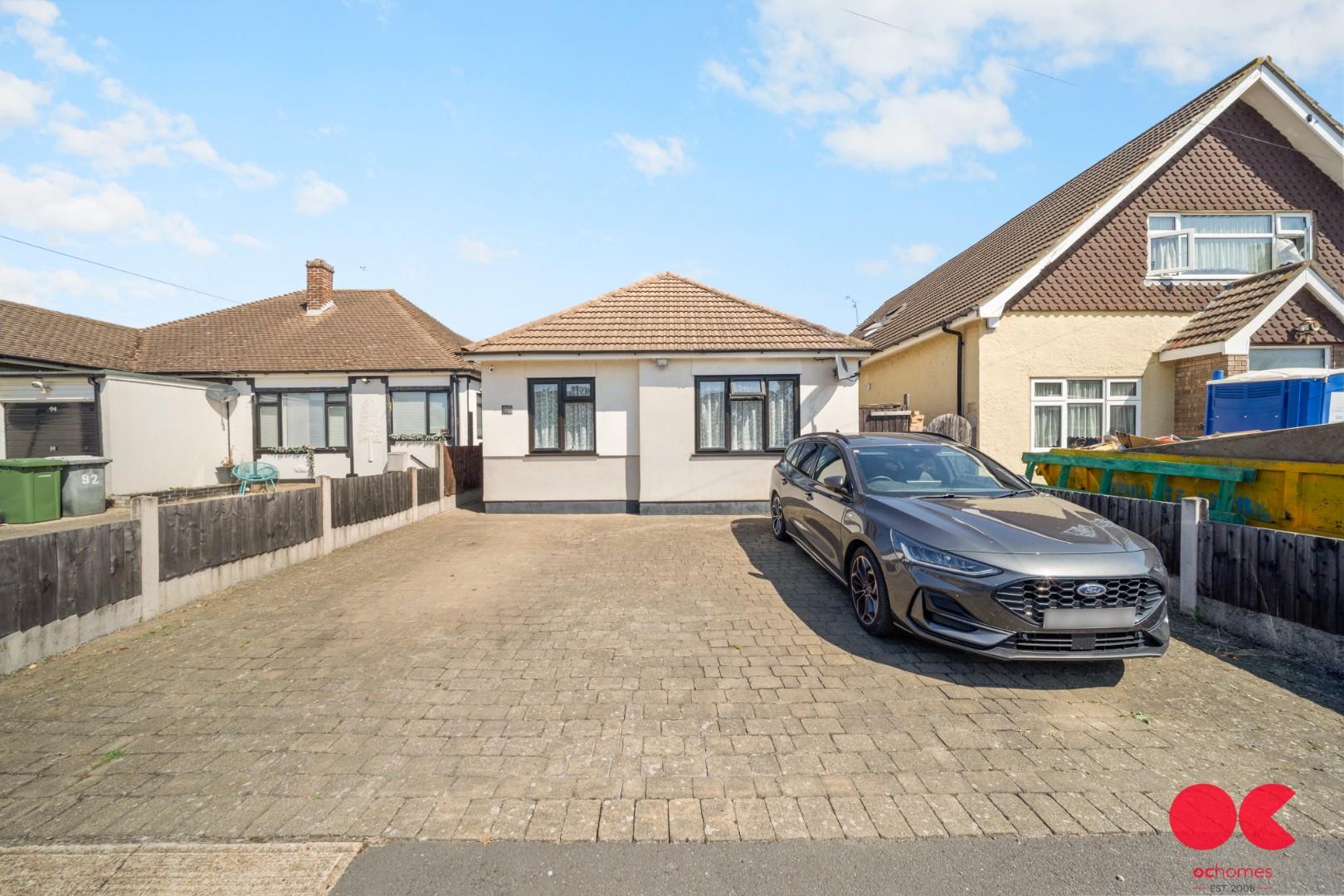 4 bed detached bungalow for sale in Harrow Crescent, Romford, RM3