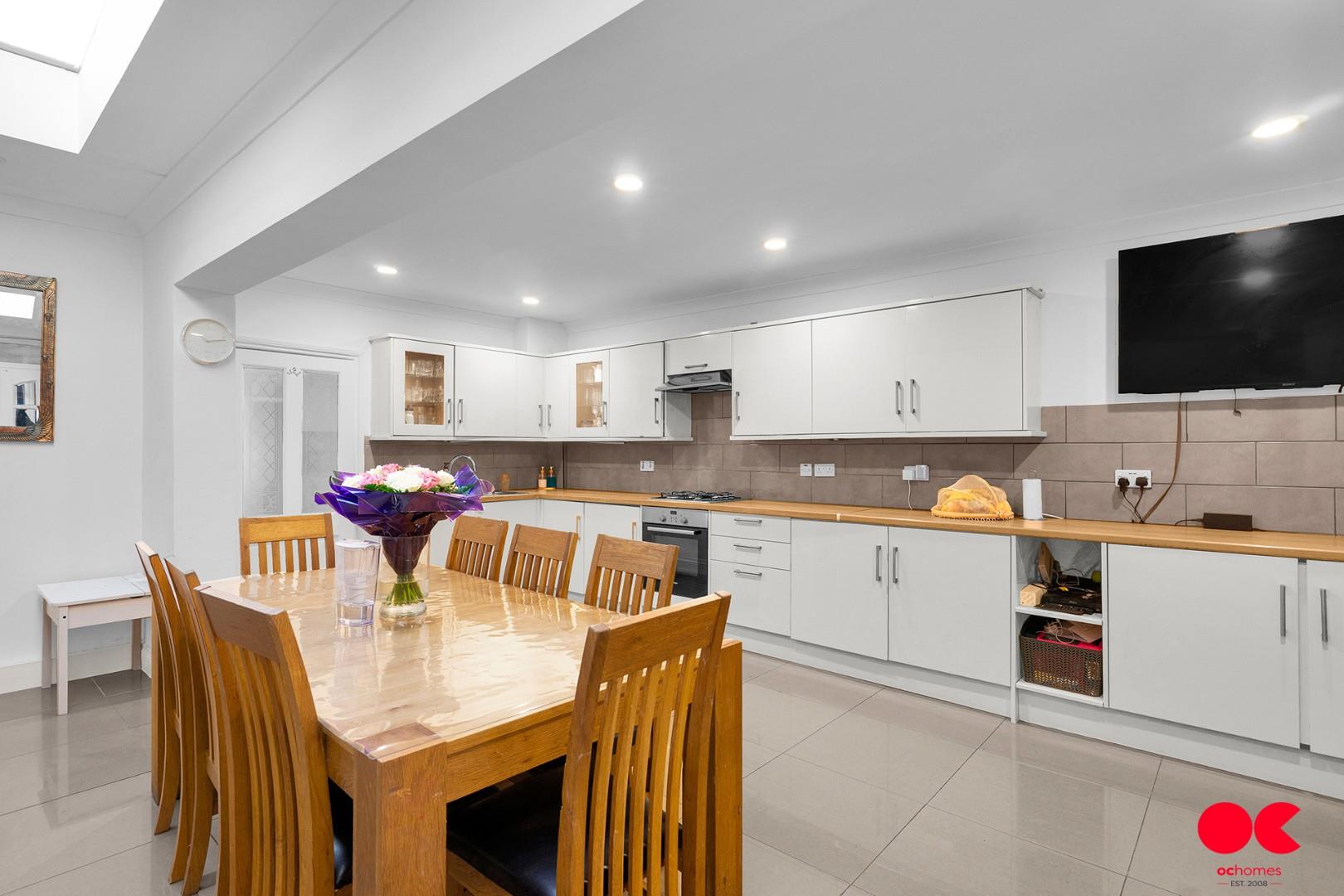 5 bed end of terrace house for sale in Alexandra Road, London  - Property Image 14