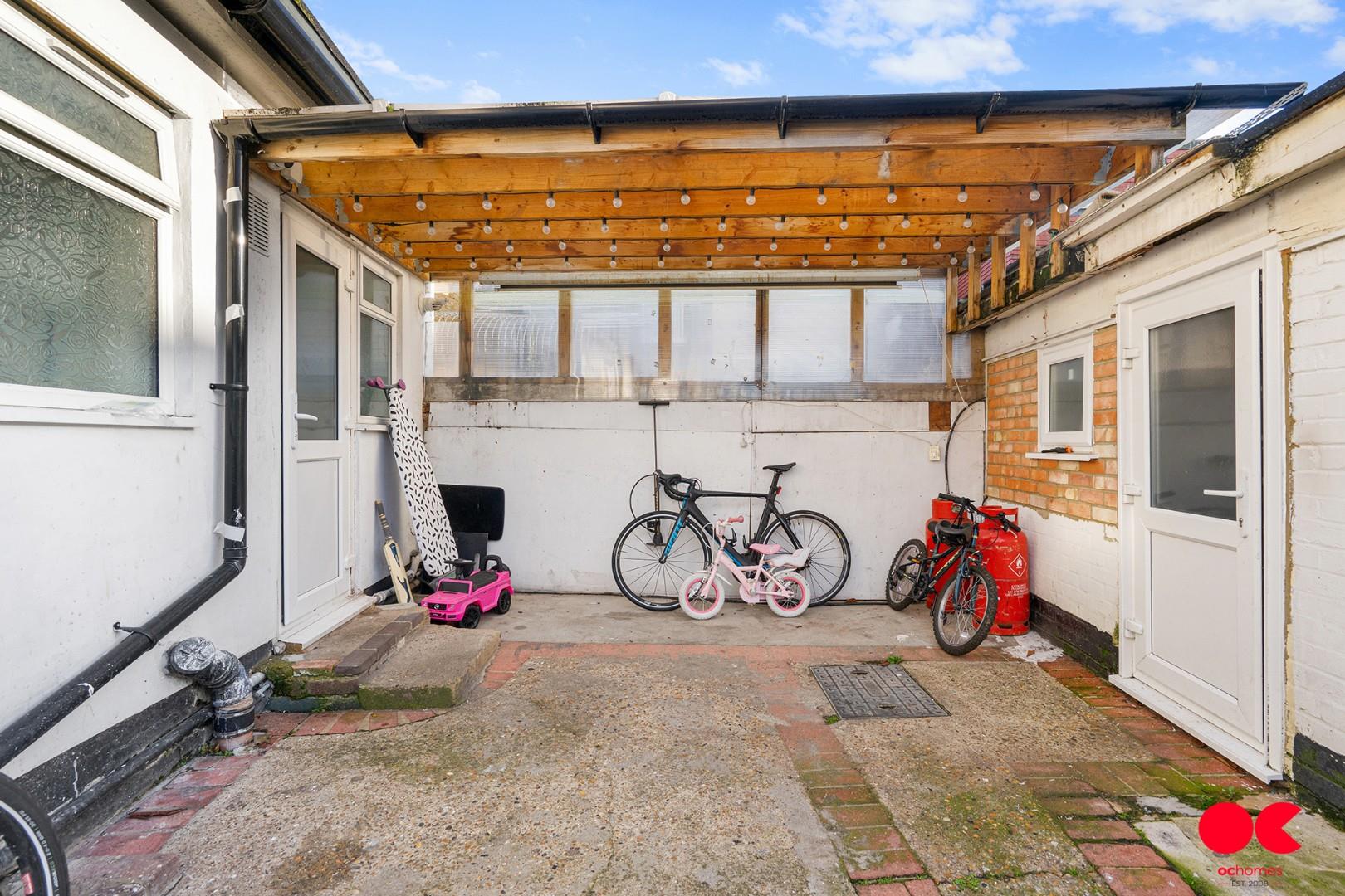 5 bed end of terrace house for sale in Alexandra Road, London  - Property Image 29