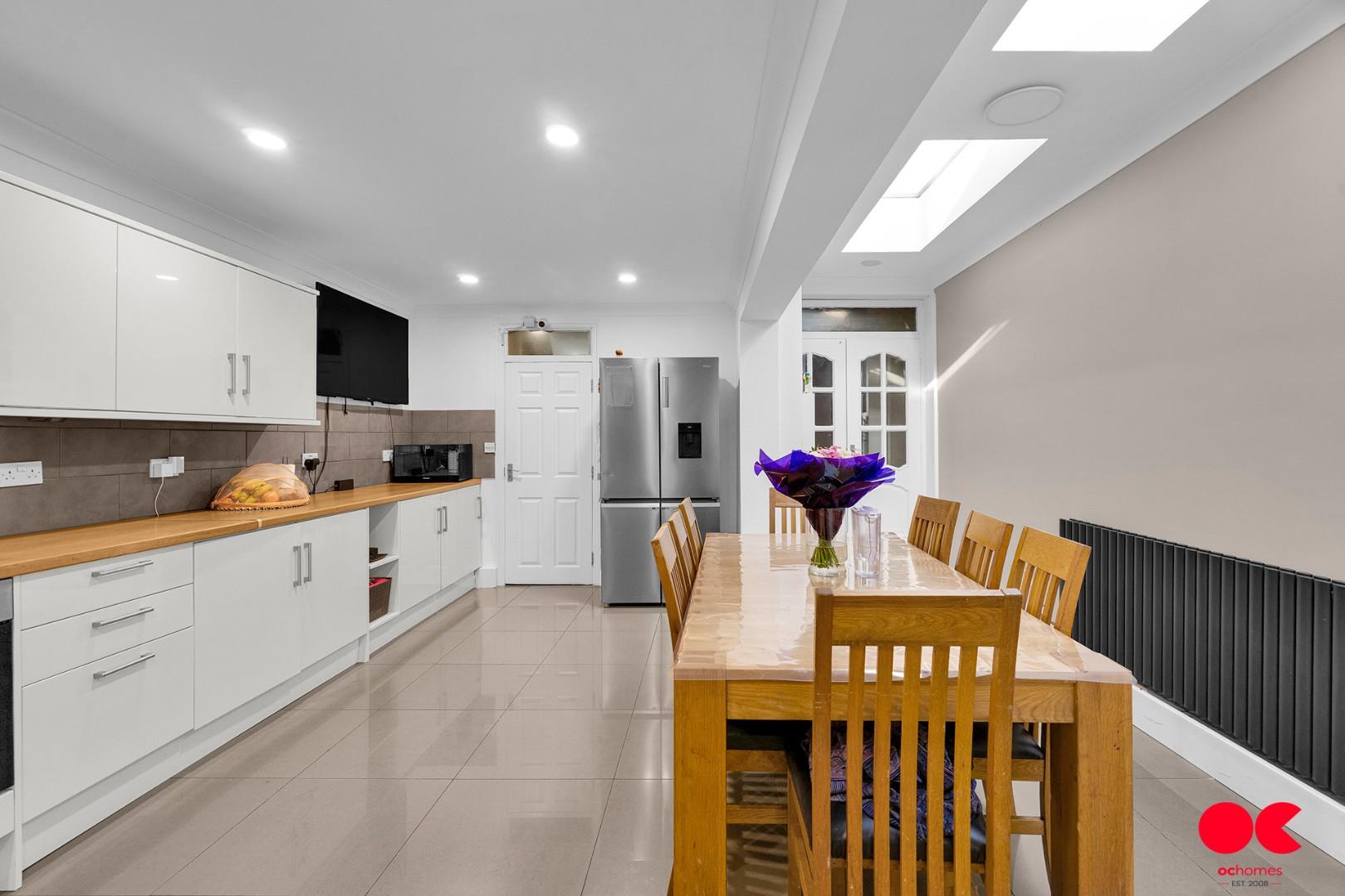 5 bed end of terrace house for sale in Alexandra Road, London  - Property Image 16