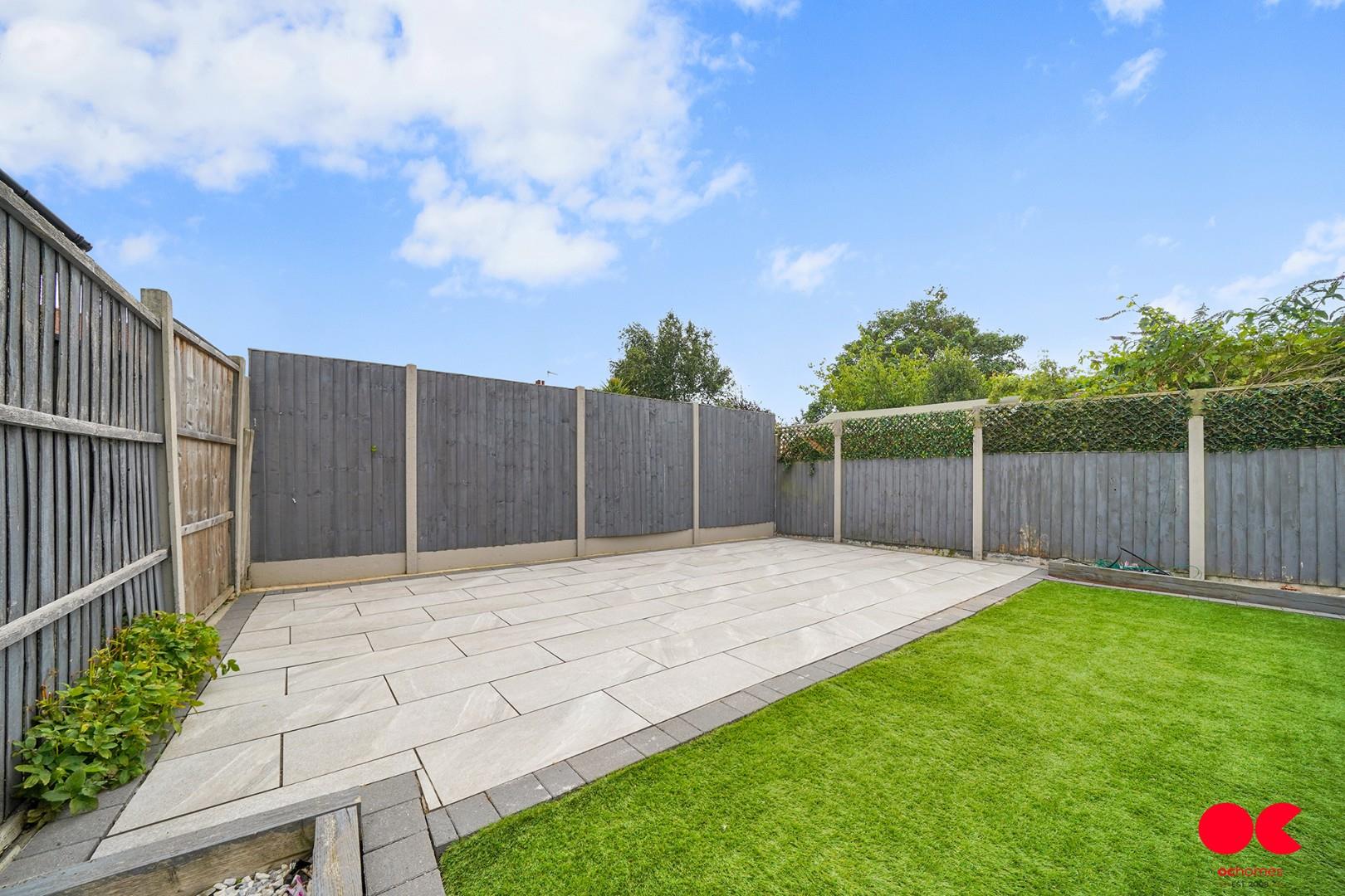 3 bed semi-detached house for sale in Parkside Avenue, Romford  - Property Image 23