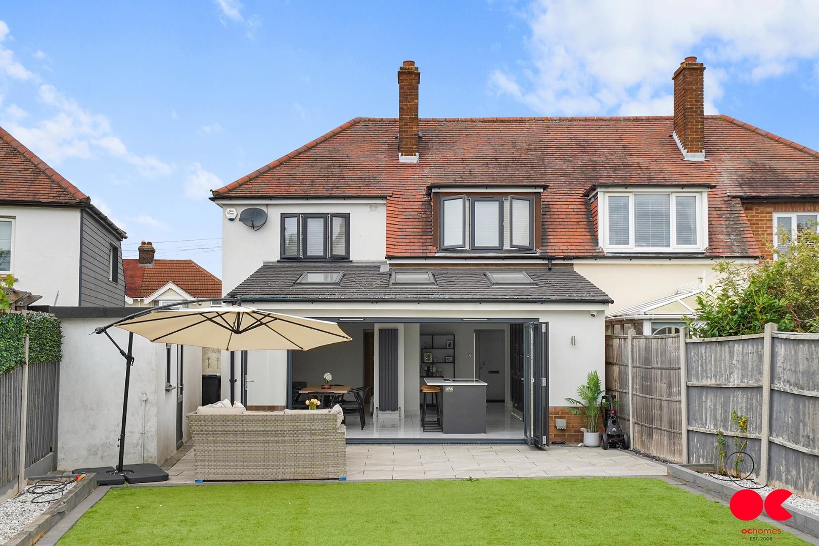 3 bed semi-detached house for sale in Parkside Avenue, Romford  - Property Image 25