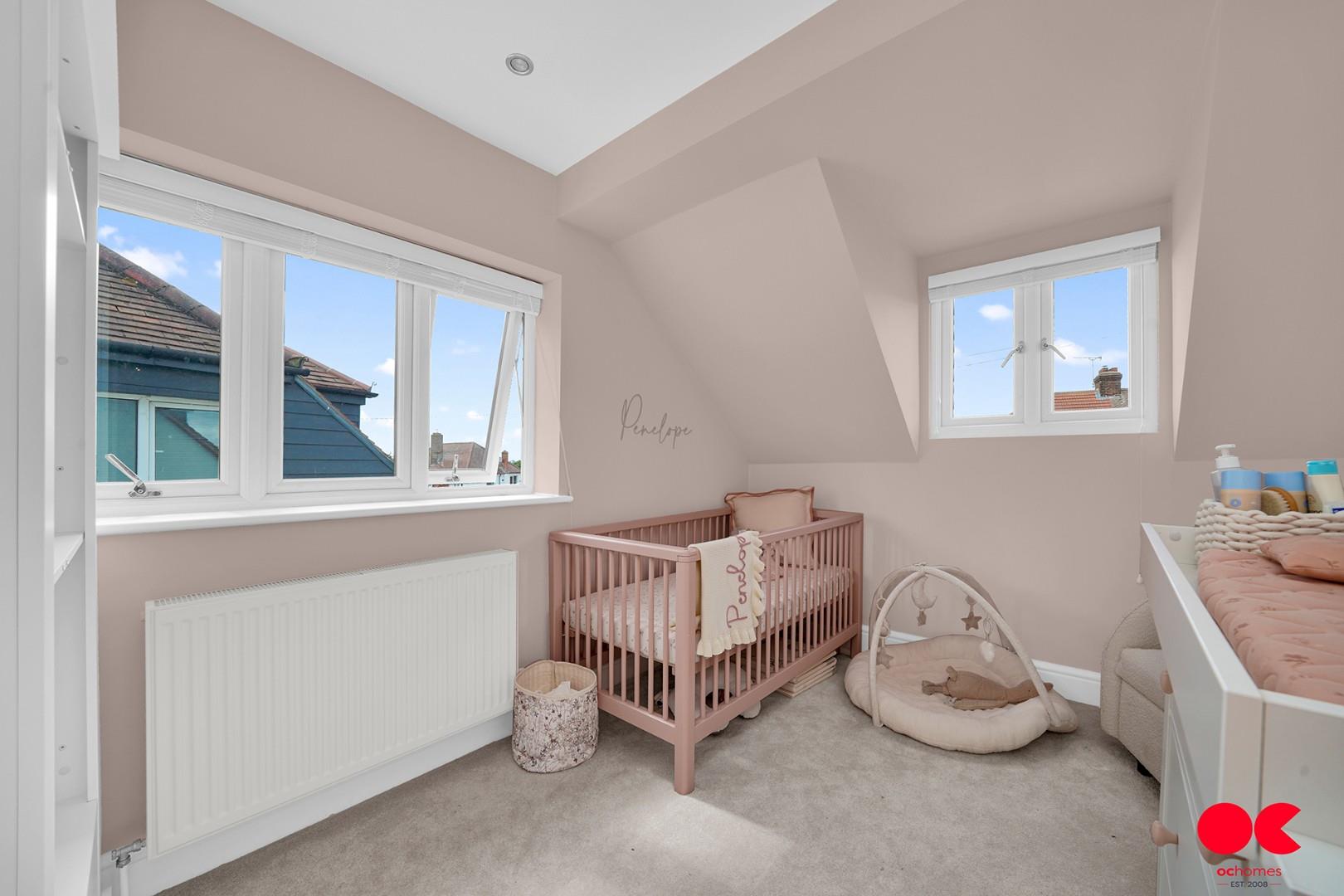 3 bed semi-detached house for sale in Parkside Avenue, Romford  - Property Image 32