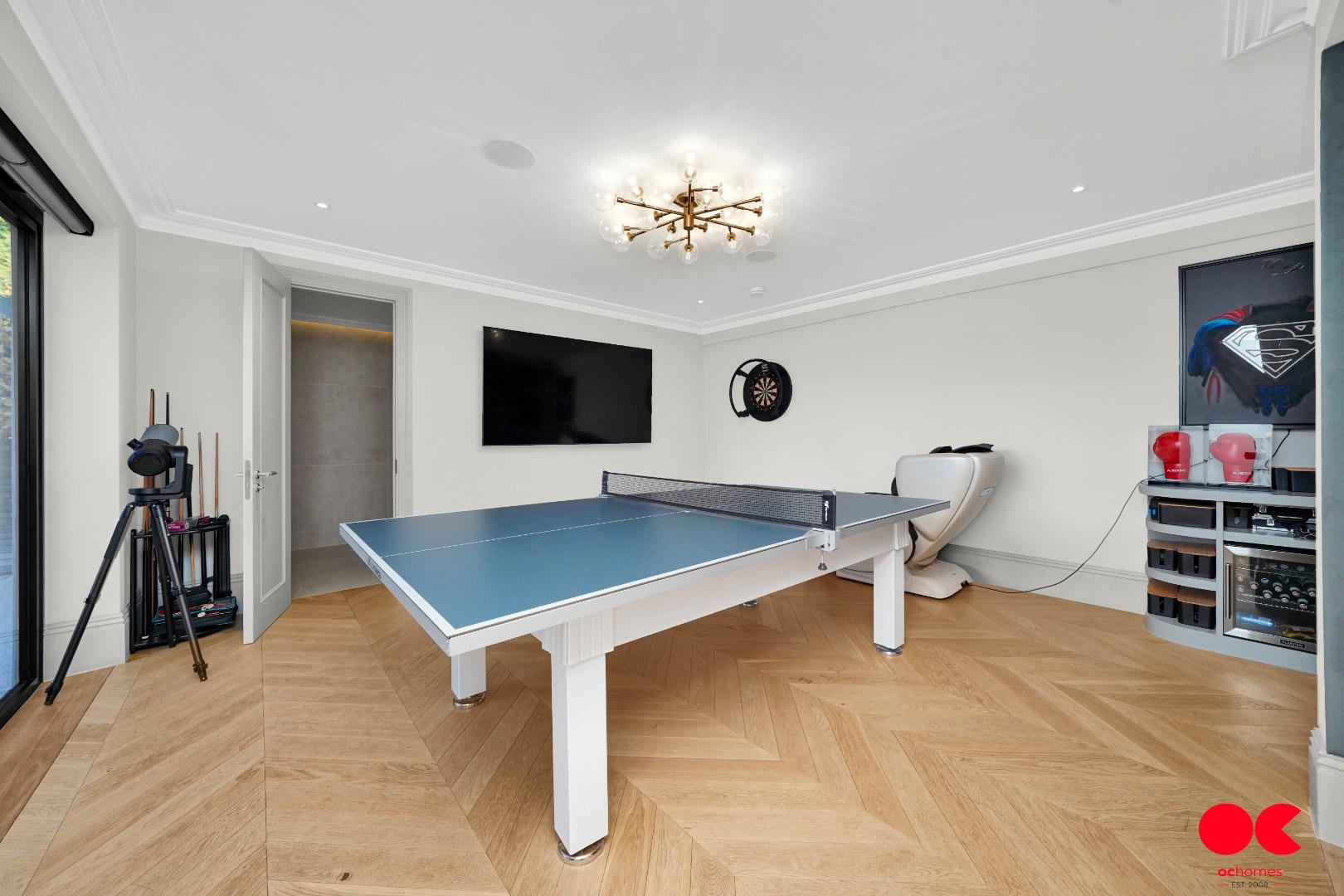 5 bed detached house for sale in Freeman Way, Emerson Park, Hornchurch  - Property Image 19