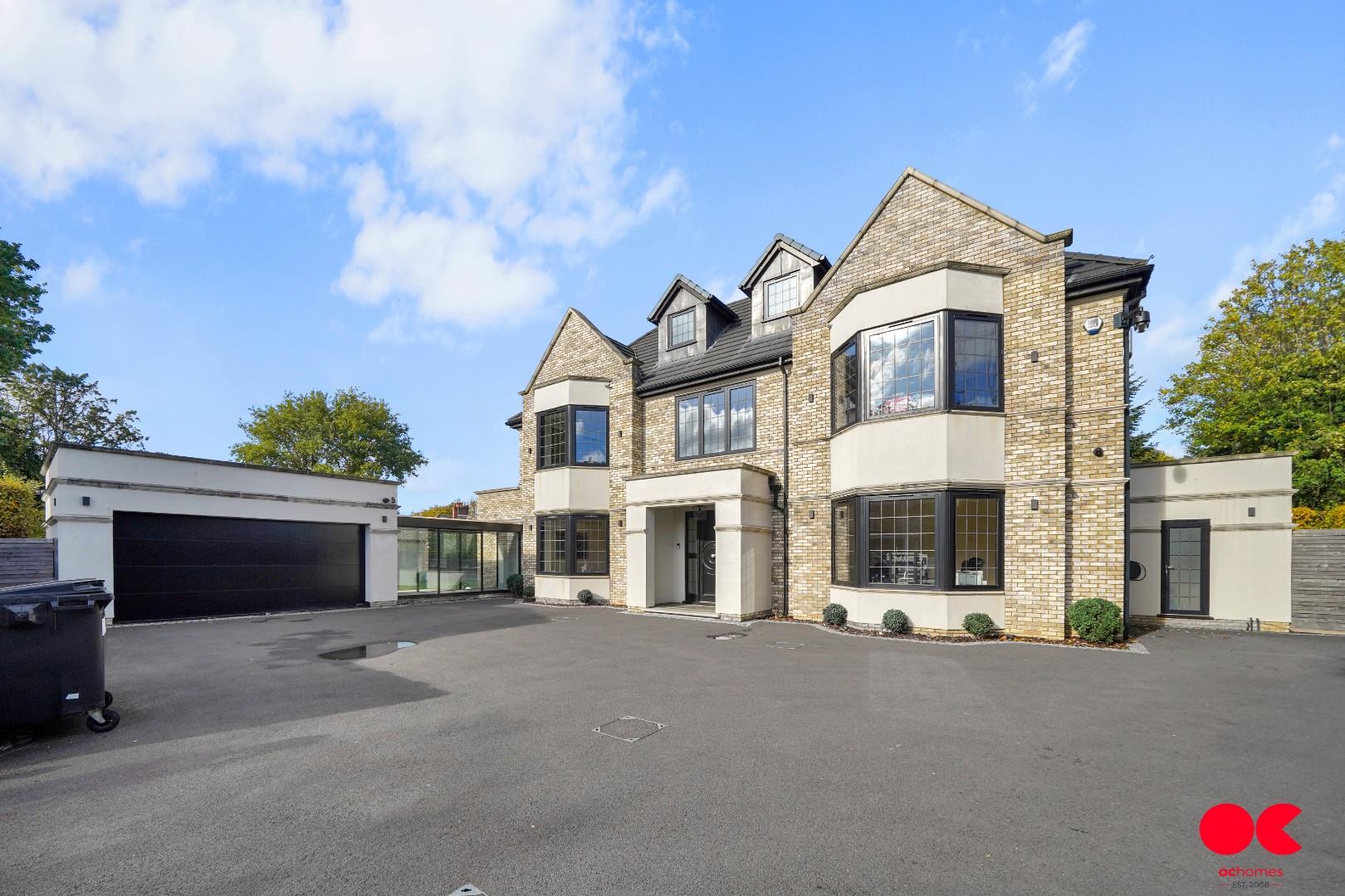 5 bed detached house for sale in Freeman Way, Emerson Park, Hornchurch  - Property Image 7