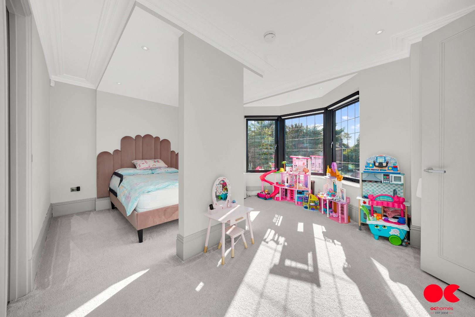 5 bed detached house for sale in Freeman Way, Emerson Park, Hornchurch  - Property Image 55