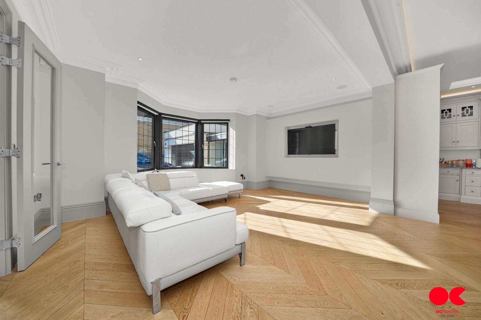 5 bed detached house for sale in Freeman Way, Emerson Park, Hornchurch  - Property Image 13