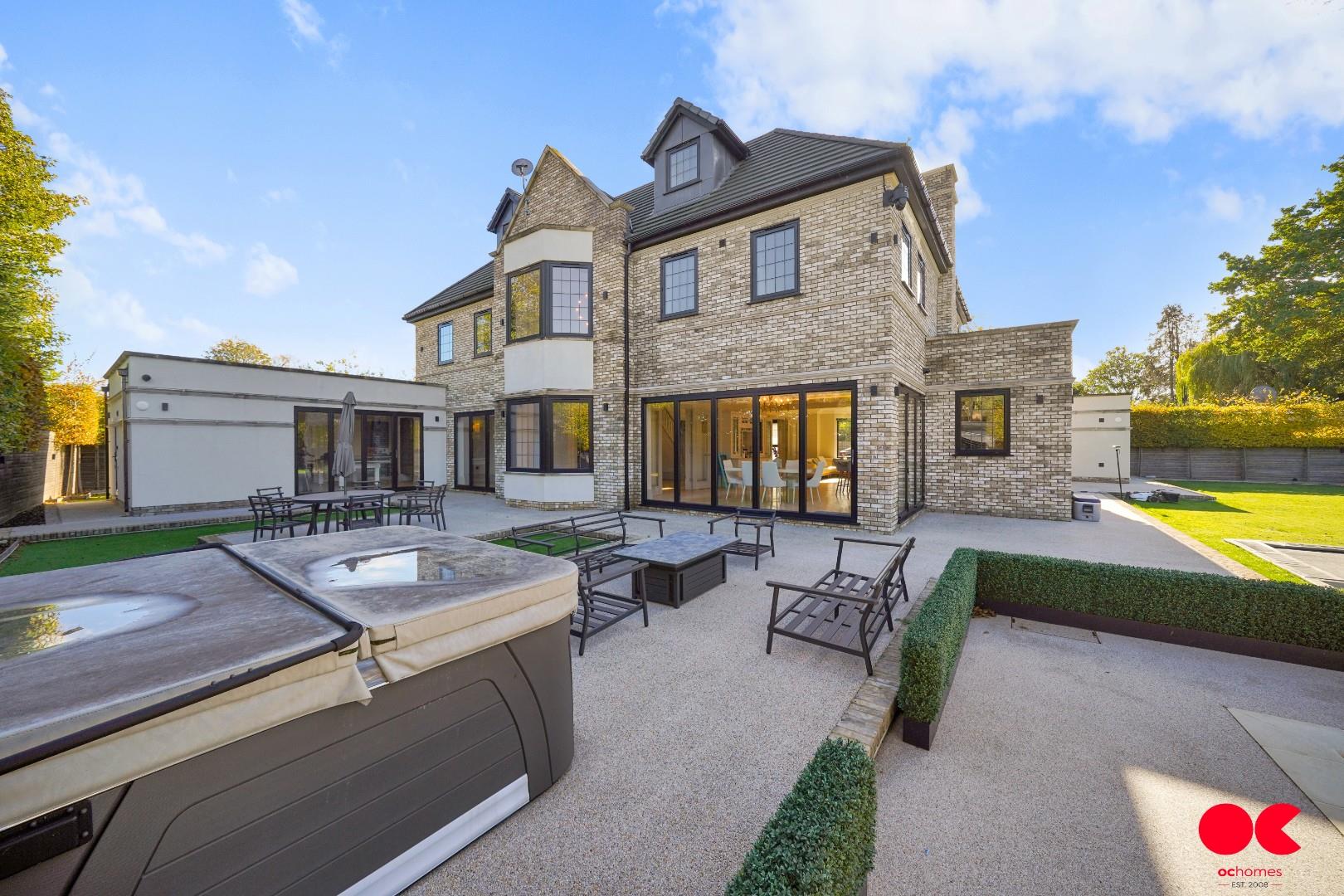 5 bed detached house for sale in Freeman Way, Emerson Park, Hornchurch  - Property Image 68