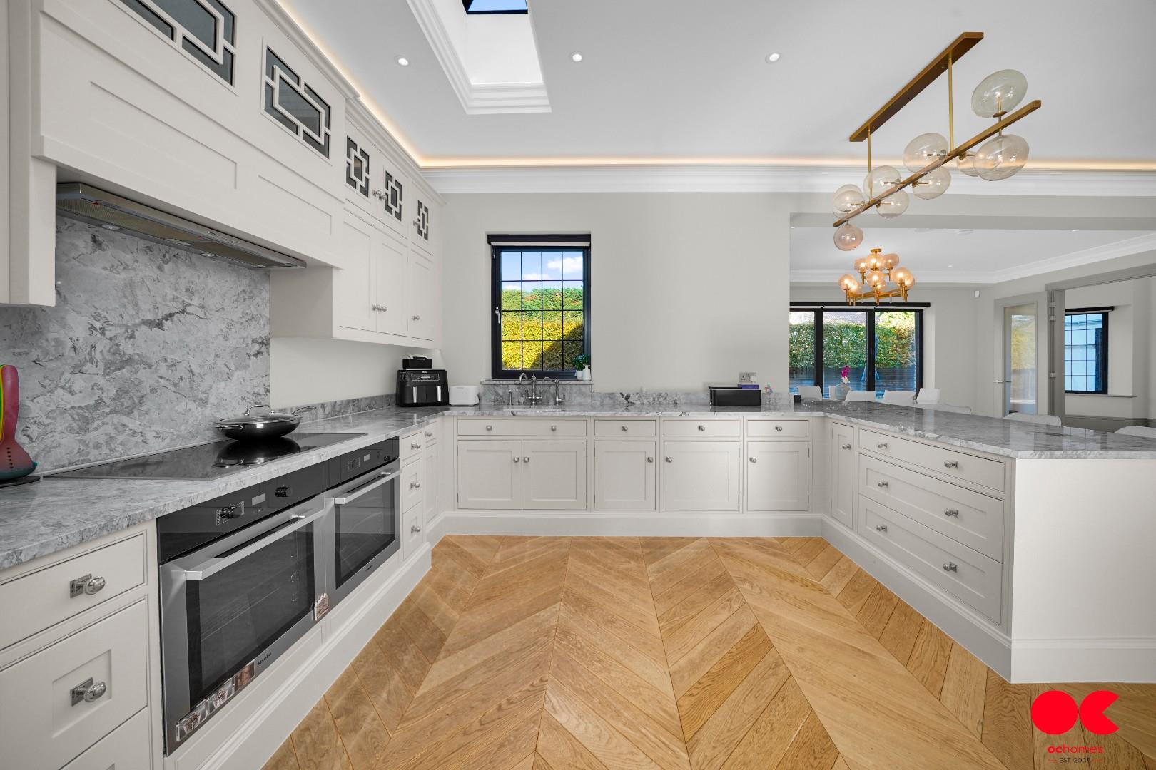 5 bed detached house for sale in Freeman Way, Emerson Park, Hornchurch  - Property Image 8