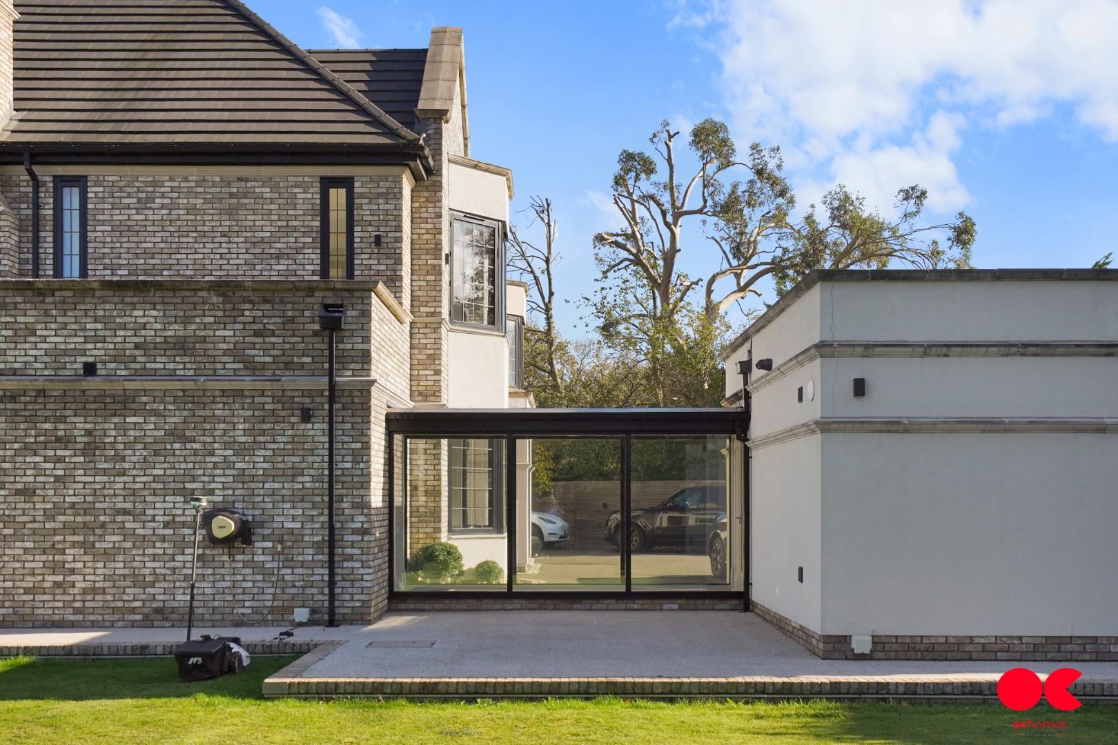 5 bed detached house for sale in Freeman Way, Emerson Park, Hornchurch  - Property Image 69