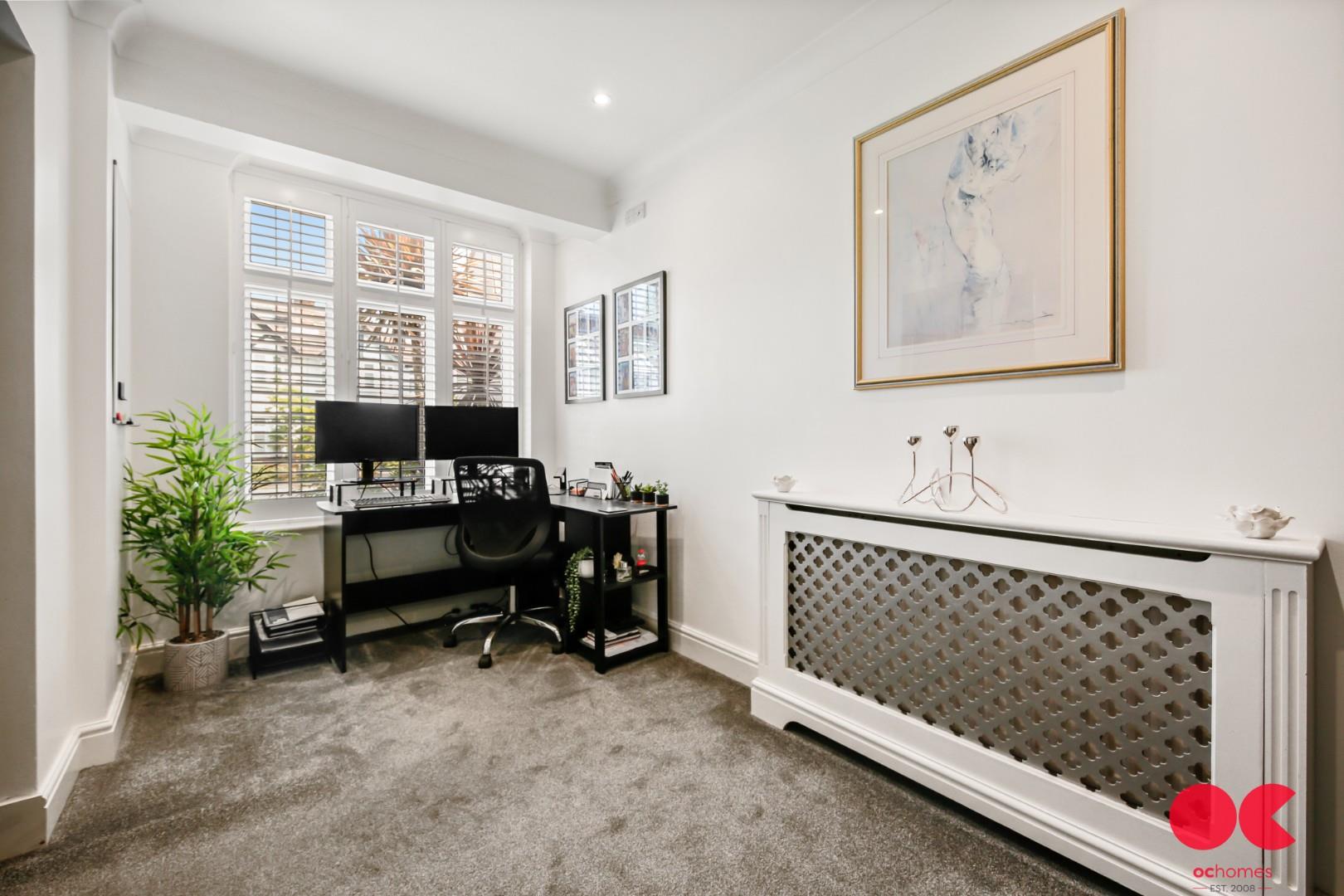 4 bed semi-detached house for sale in Woodlands Road, Romford  - Property Image 10