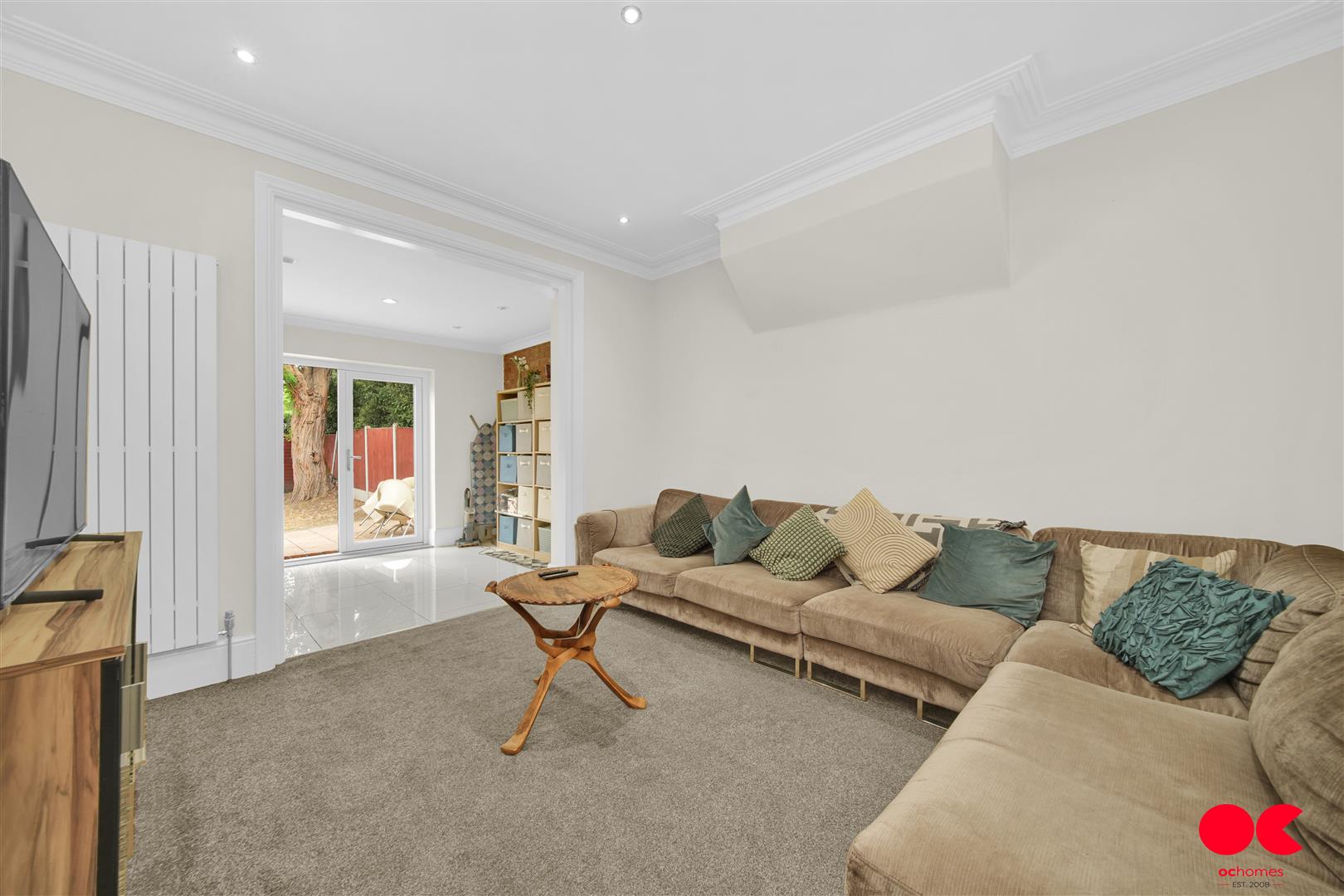 4 bed semi-detached house for sale in Park Avenue, Ilford  - Property Image 7