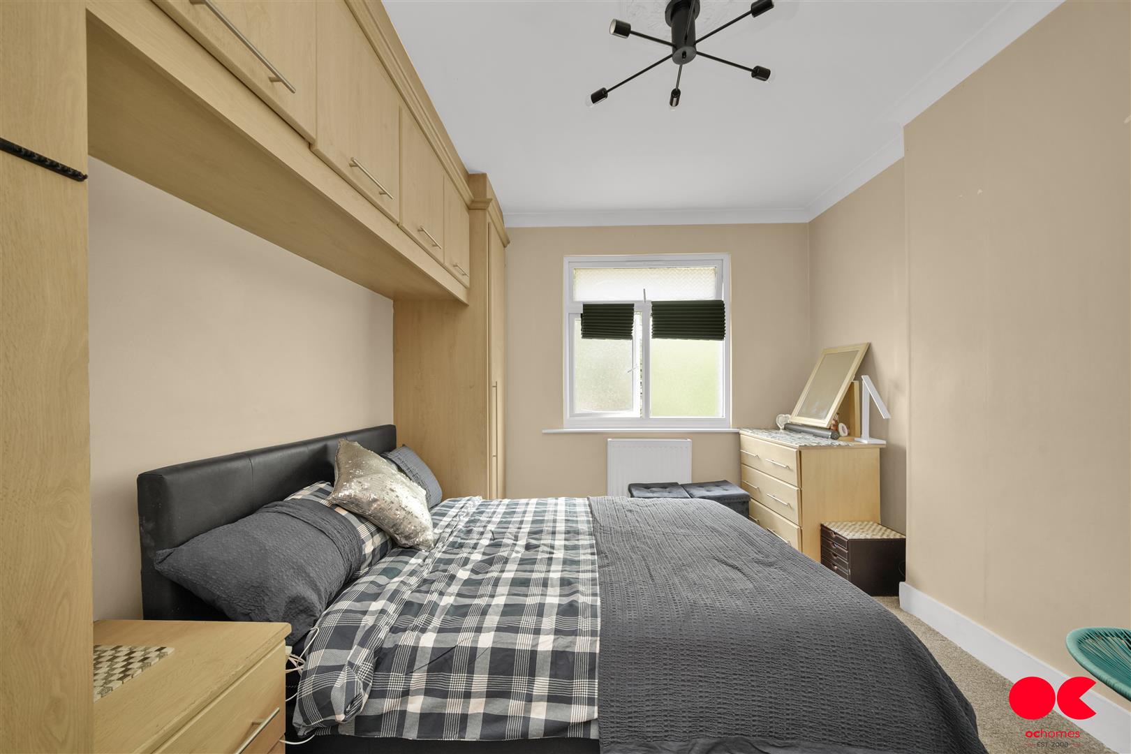 4 bed semi-detached house for sale in Park Avenue, Ilford  - Property Image 20