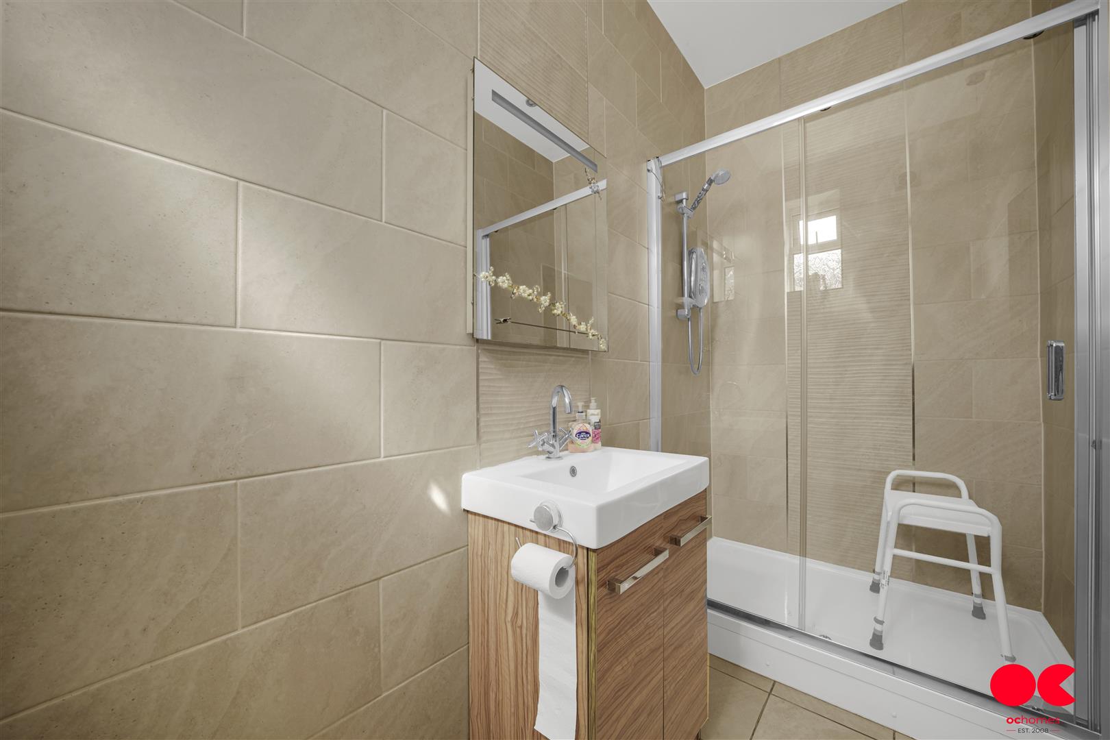 4 bed semi-detached house for sale in Park Avenue, Ilford  - Property Image 19