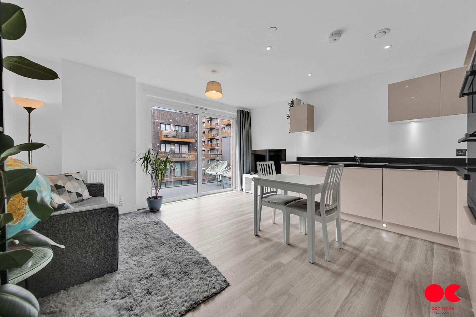 1 bed flat for sale in Hoffmans Road, Walthamstow  - Property Image 1