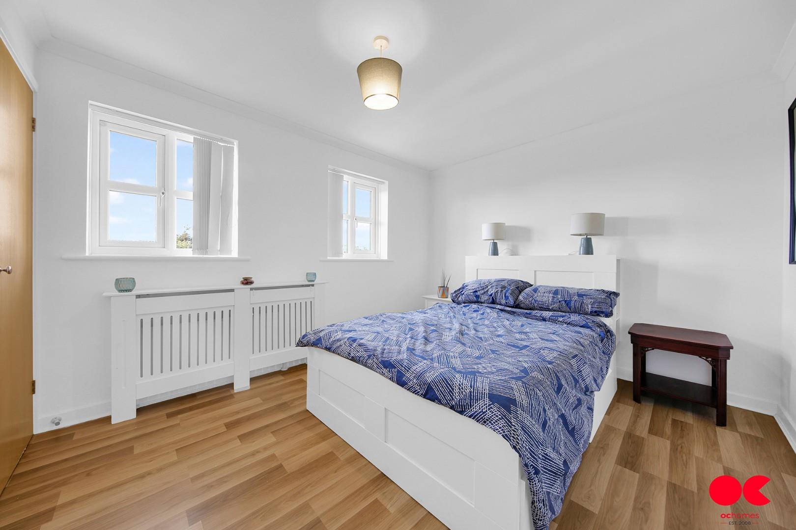 2 bed flat for sale in Monkwood Close, Romford  - Property Image 13