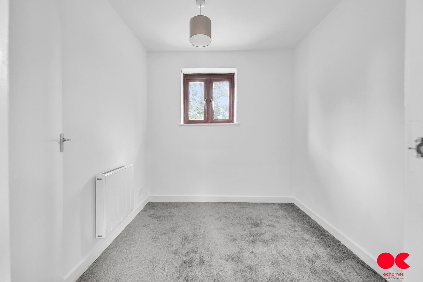 3 bed terraced house to rent in Athol Square, Poplar  - Property Image 16