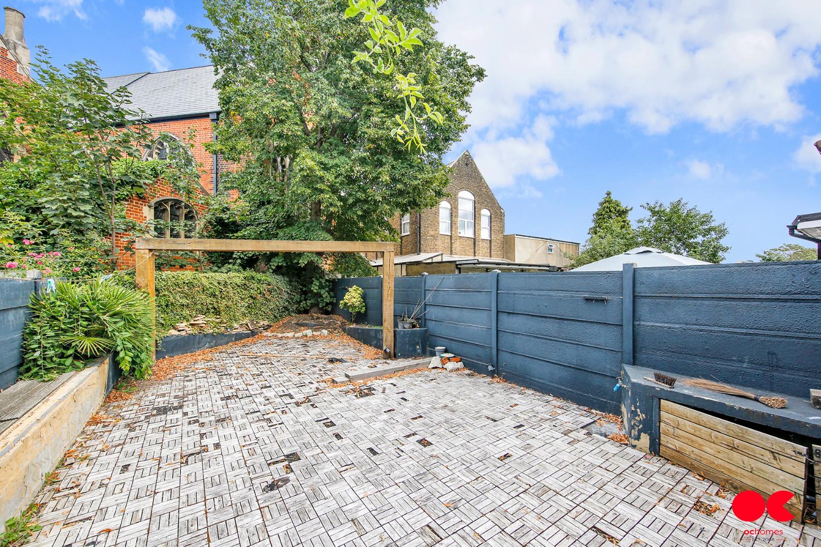 2 bed terraced house for sale in Byron Avenue, Manor Park  - Property Image 38