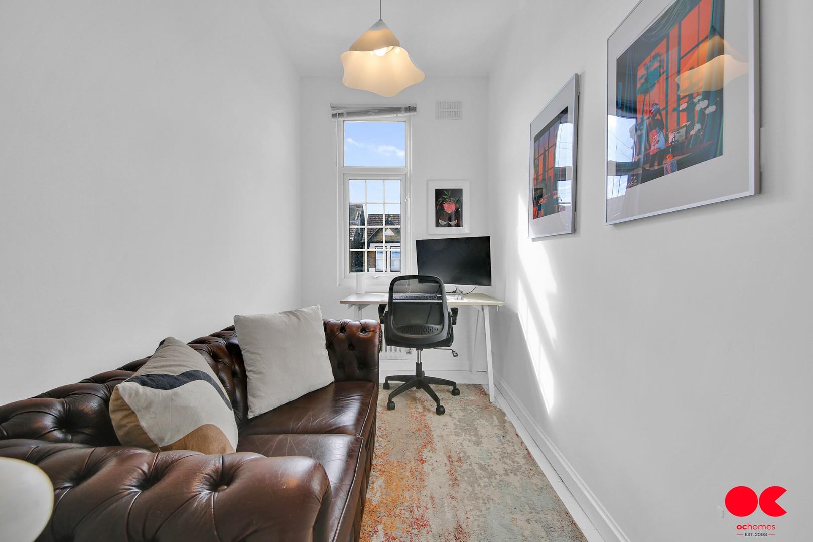 2 bed terraced house for sale in Byron Avenue, Manor Park  - Property Image 16