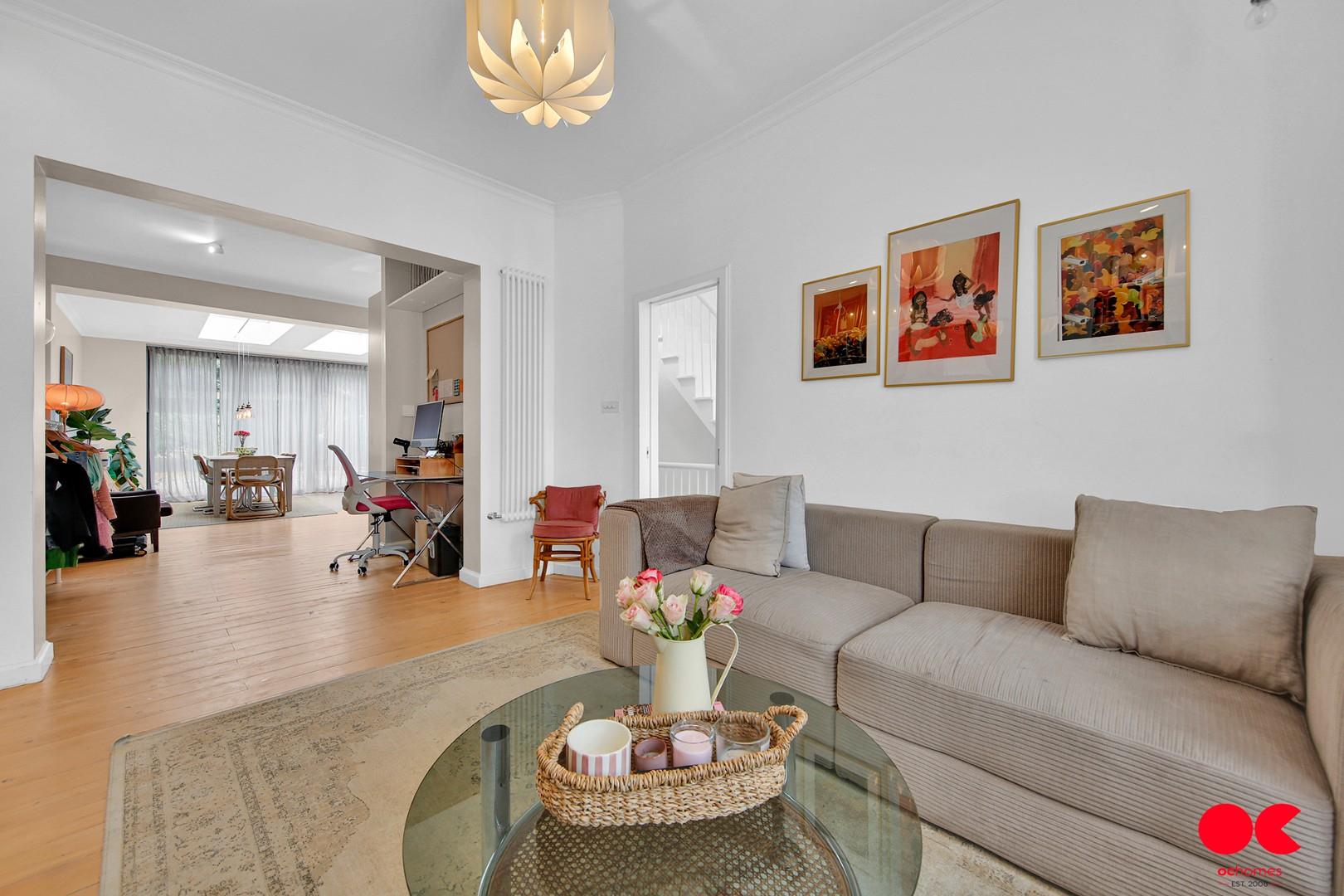 2 bed terraced house for sale in Byron Avenue, Manor Park  - Property Image 28