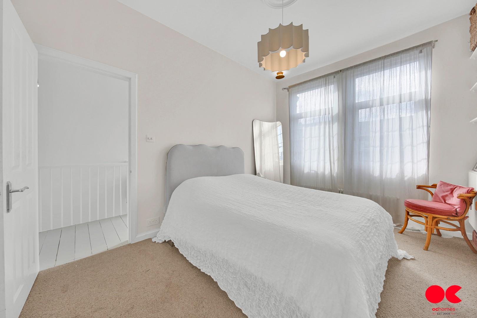 2 bed terraced house for sale in Byron Avenue, Manor Park  - Property Image 14