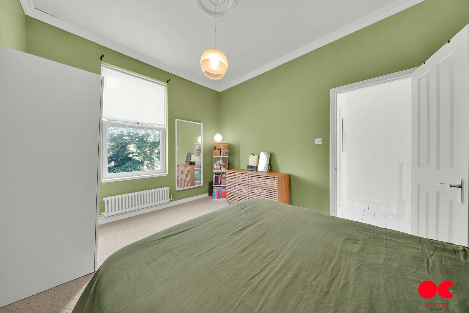 2 bed terraced house for sale in Byron Avenue, Manor Park  - Property Image 15