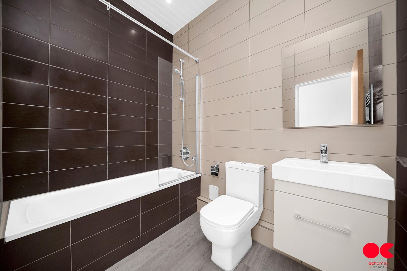 2 bed flat to rent in Cranbrook Road, Ilford  - Property Image 10