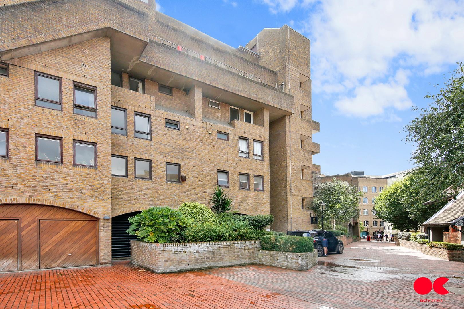 2 bed maisonette for sale in Burr Close, St Katharine's Dock, Tower Hill  - Property Image 19