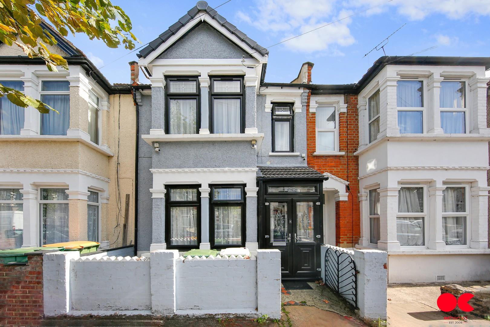 3 bed terraced house for sale in Streatfeild Avenue, East Ham  - Property Image 31
