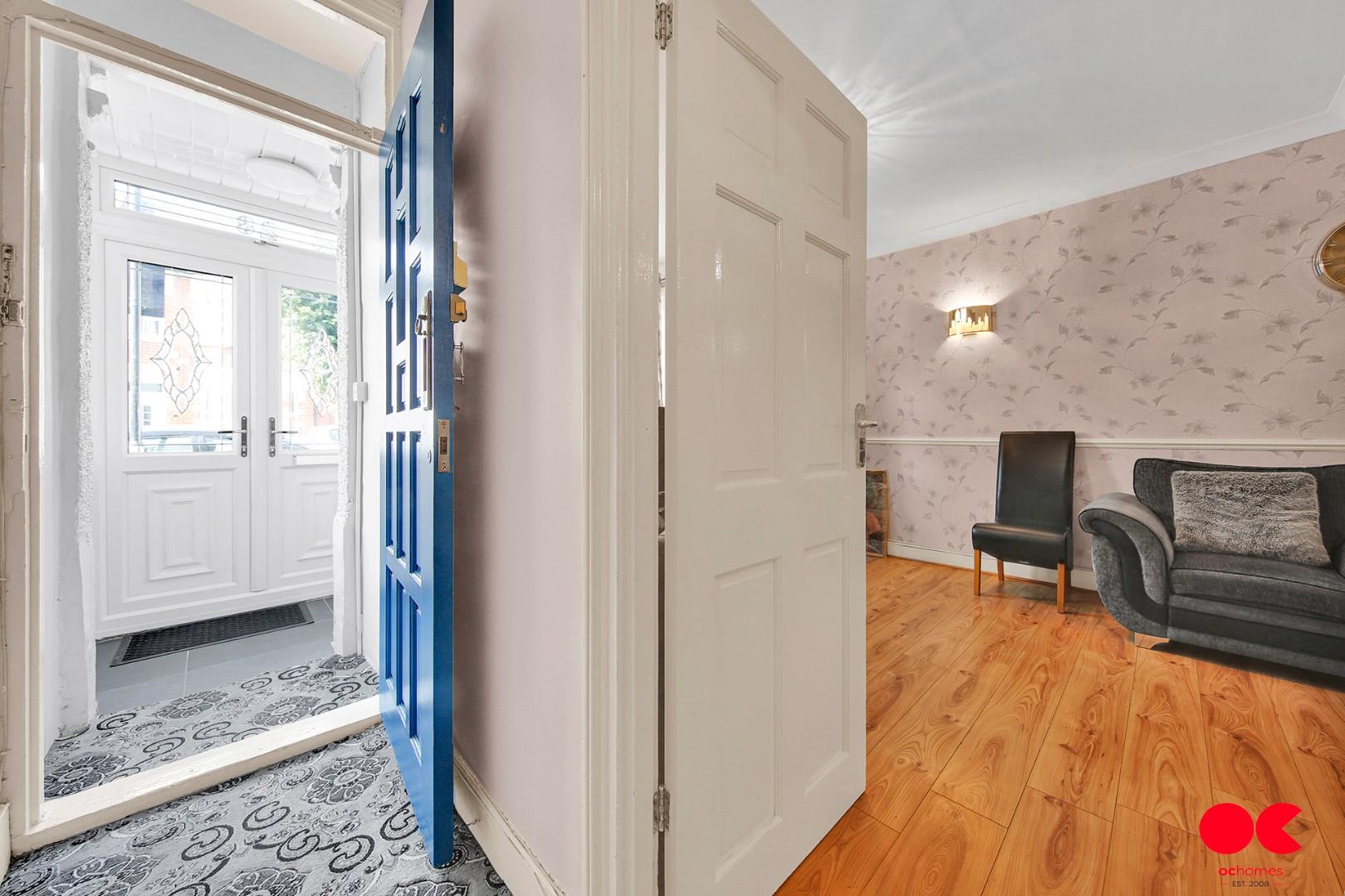 3 bed terraced house for sale in Streatfeild Avenue, East Ham  - Property Image 26
