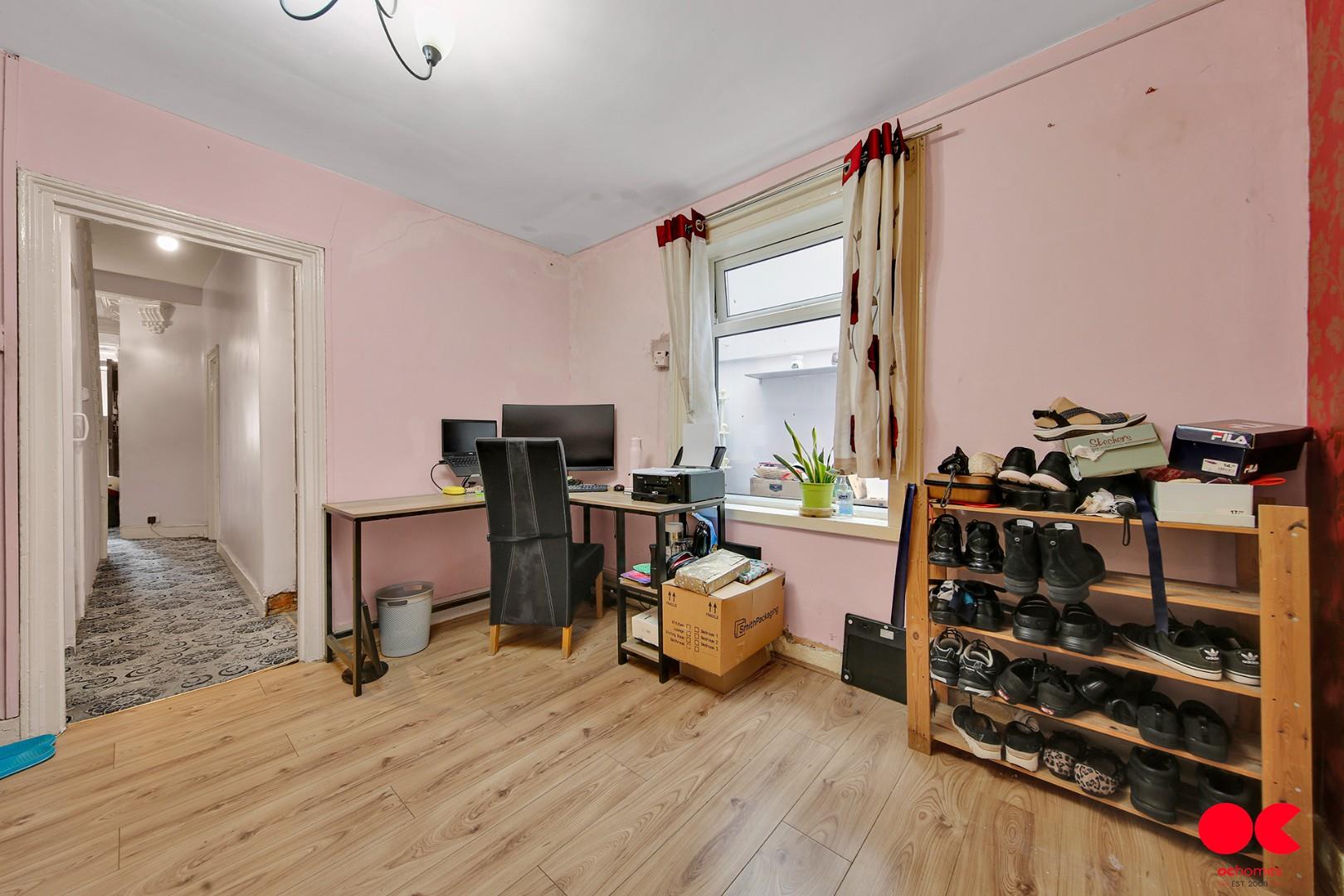 3 bed terraced house for sale in Streatfeild Avenue, East Ham  - Property Image 28