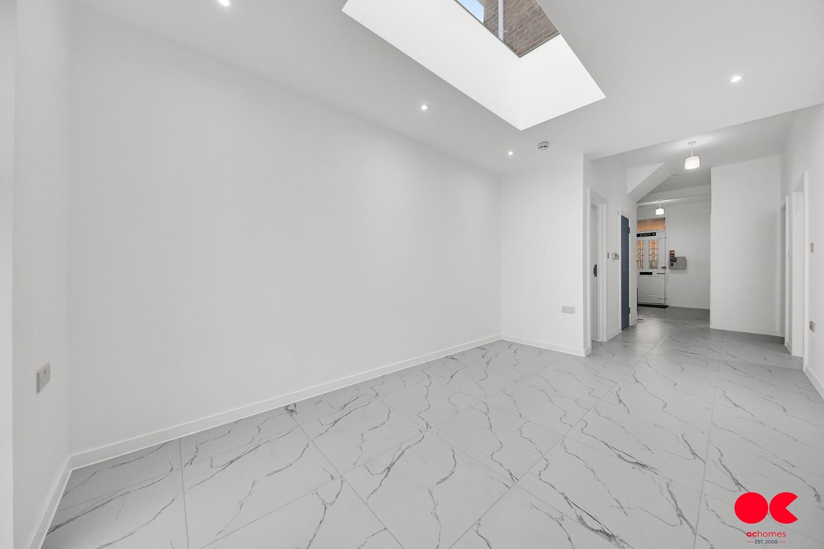 4 bed end of terrace house to rent in Wentworth Road, London  - Property Image 14