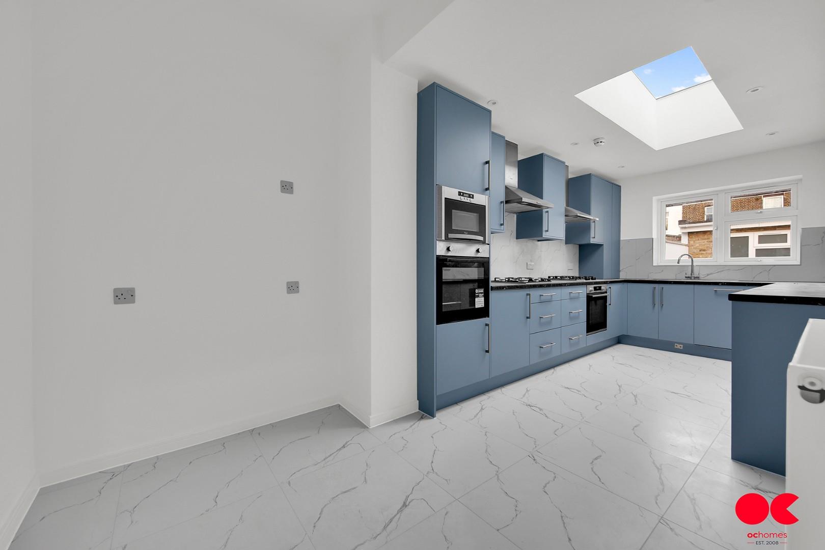 4 bed end of terrace house to rent in Wentworth Road, London  - Property Image 9