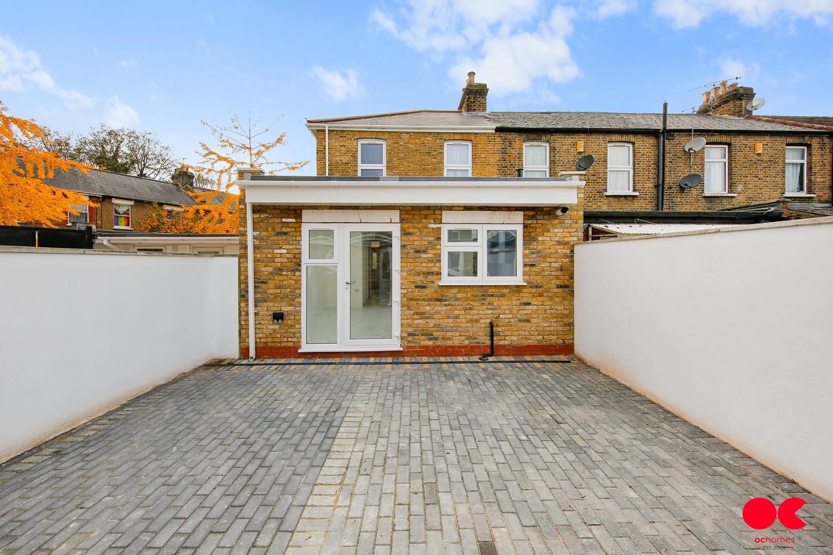 4 bed end of terrace house to rent in Wentworth Road, London  - Property Image 32
