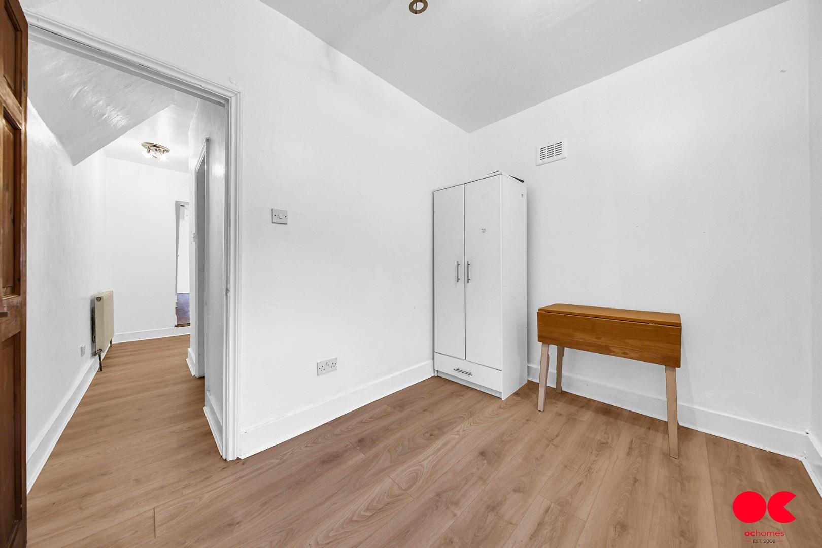 2 bed flat to rent in Goldsmith Road, Leyton  - Property Image 15