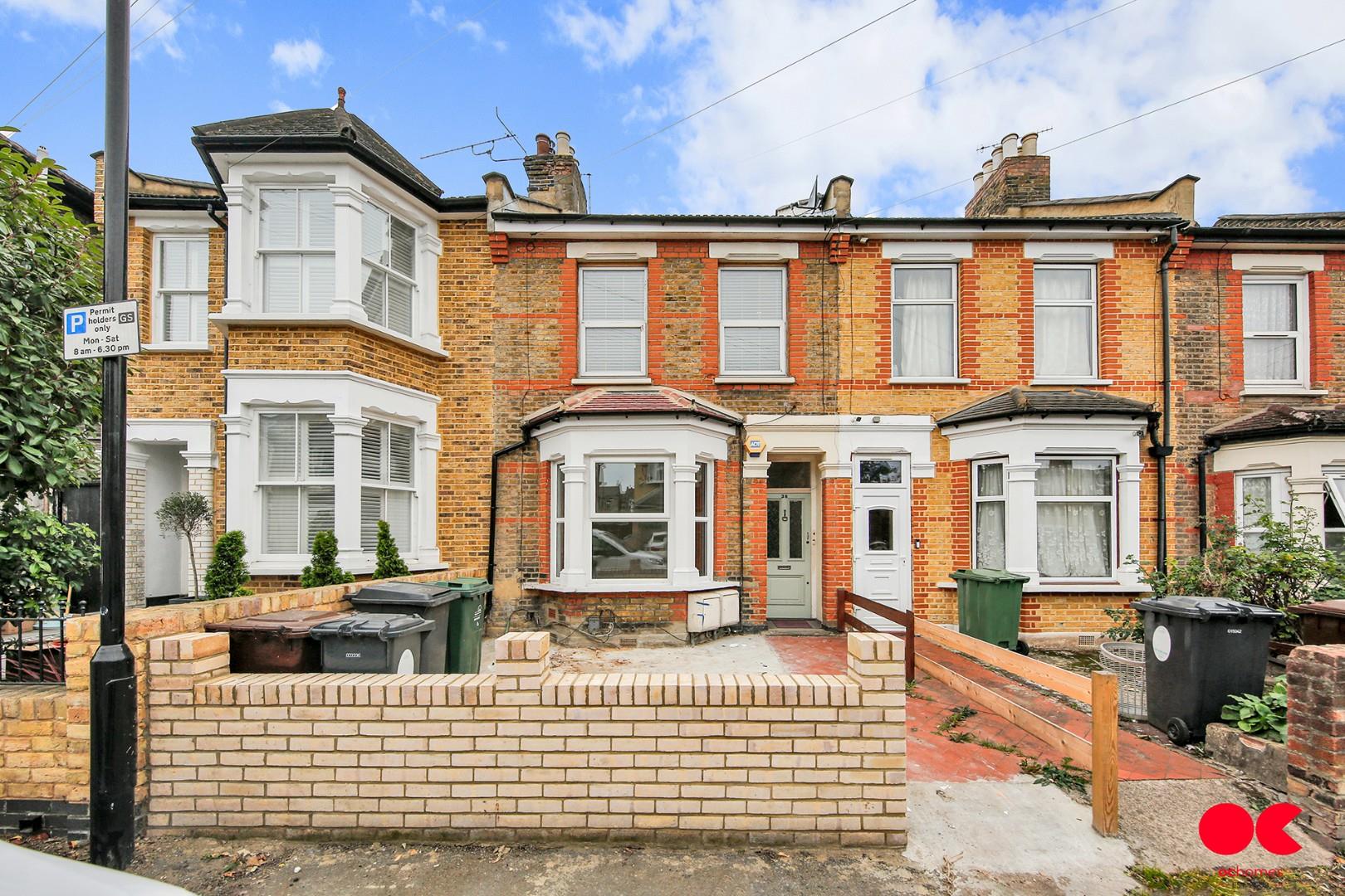 2 bed flat to rent in Goldsmith Road, Leyton  - Property Image 2