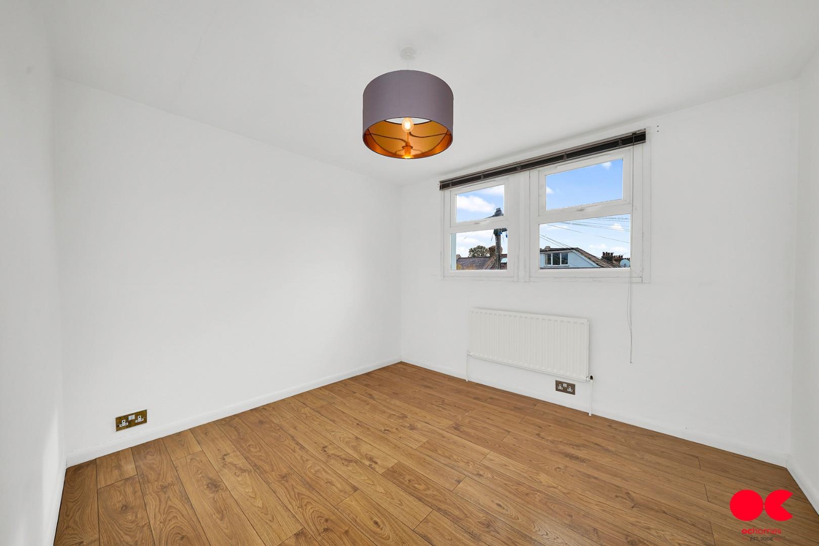 1 bed flat to rent in Capworth Street, Leyton