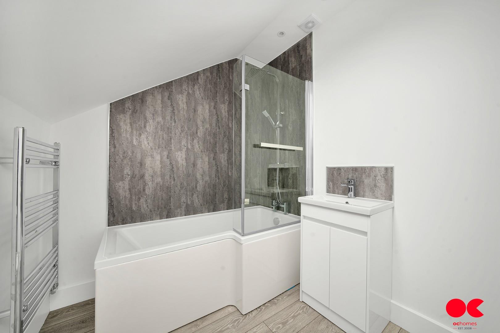 3 bed detached bungalow for sale in Plumpton Avenue, Hornchurch  - Property Image 20