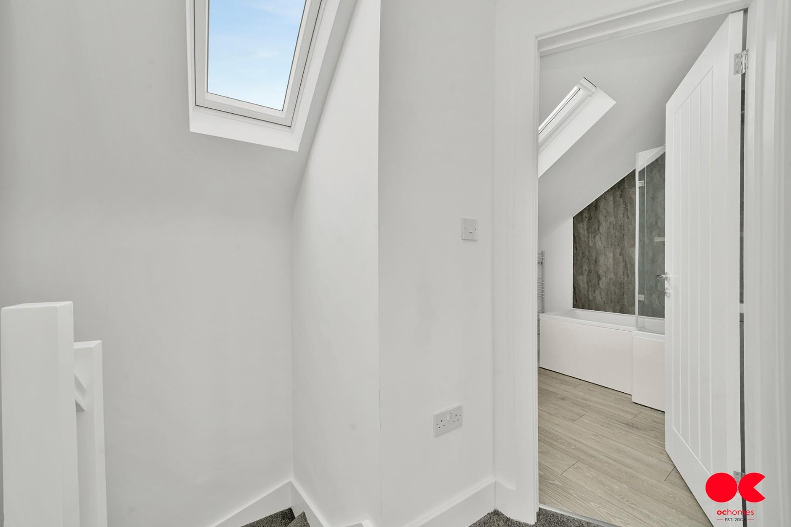 3 bed detached bungalow for sale in Plumpton Avenue, Hornchurch  - Property Image 21