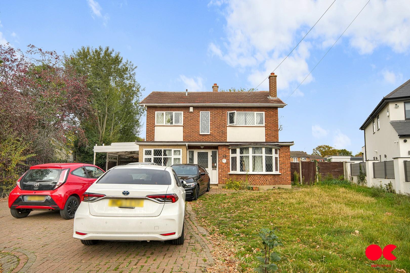 4 bed detached house for sale in Ernest Road, Emerson Park, Hornchurch - Property Image 1