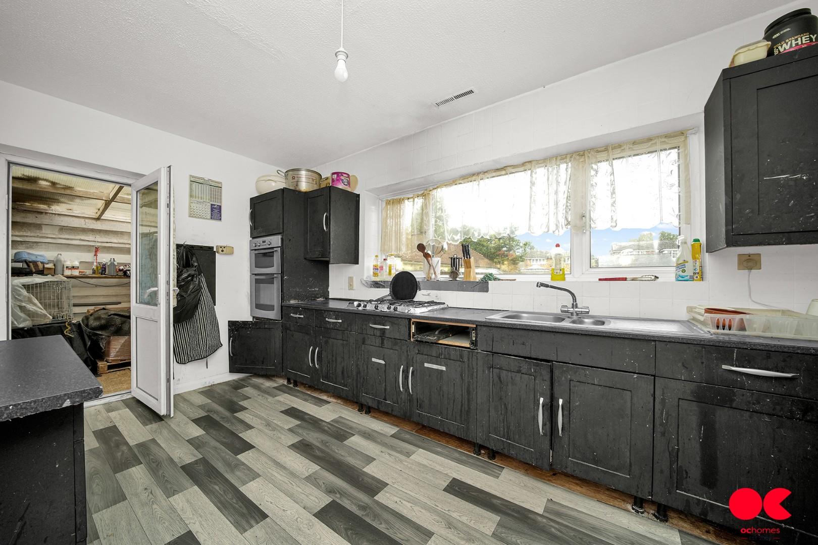 4 bed detached house for sale in Ernest Road, Emerson Park, Hornchurch  - Property Image 10